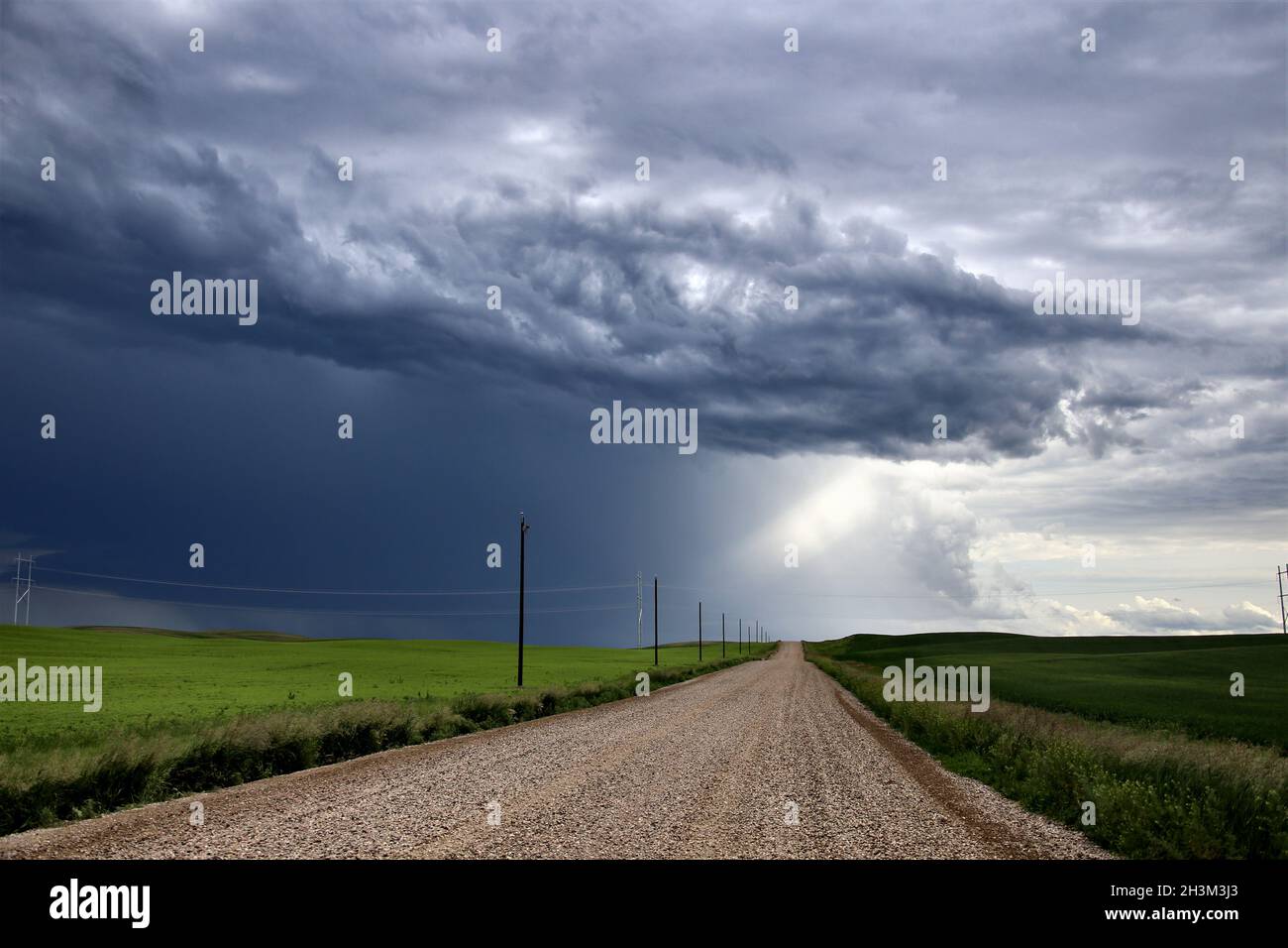 Nubes de la tormenta de la pradera Canadá Foto de stock