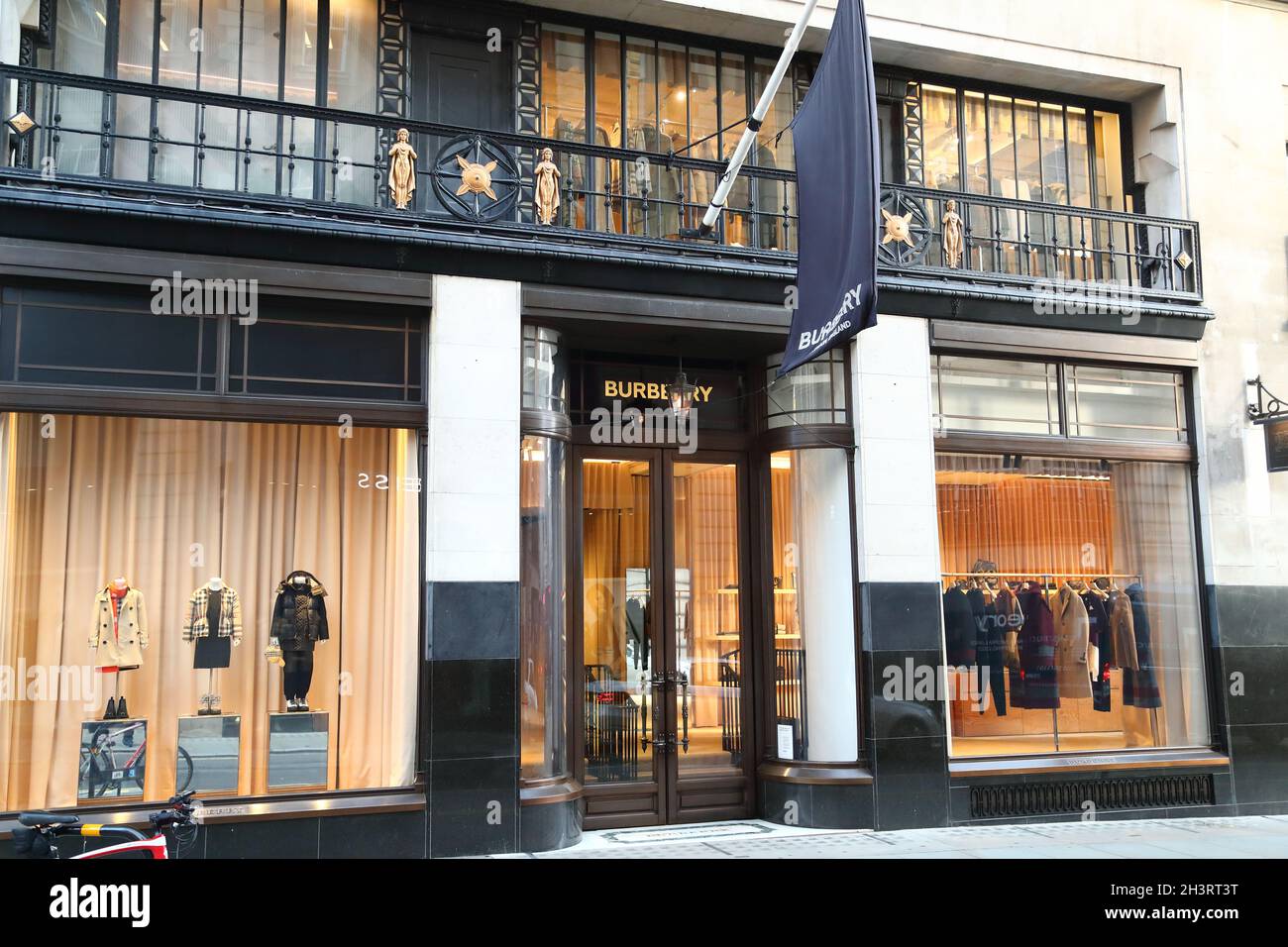 Tienda de moda Burberry en Regent Street, Londres, Reino Unido Foto de stock
