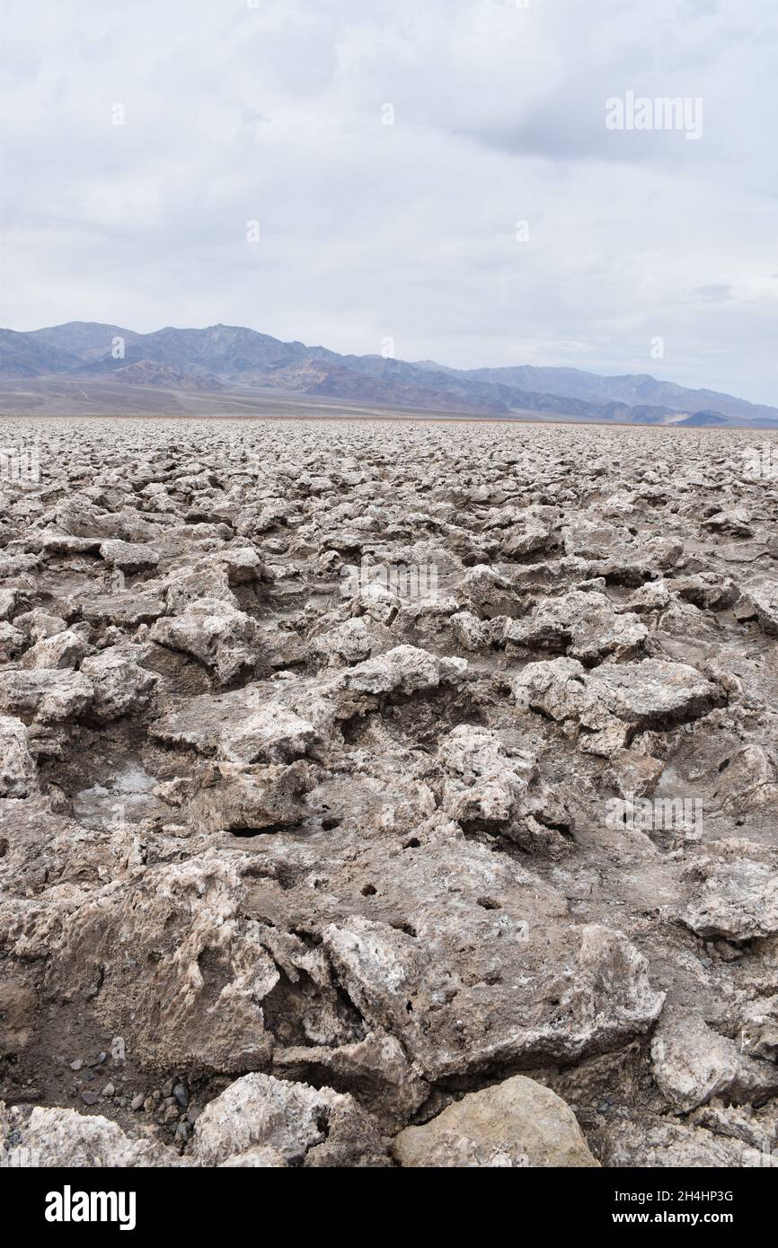El campo de golf Devils en Badwater Basin, Parque Nacional del Valle de