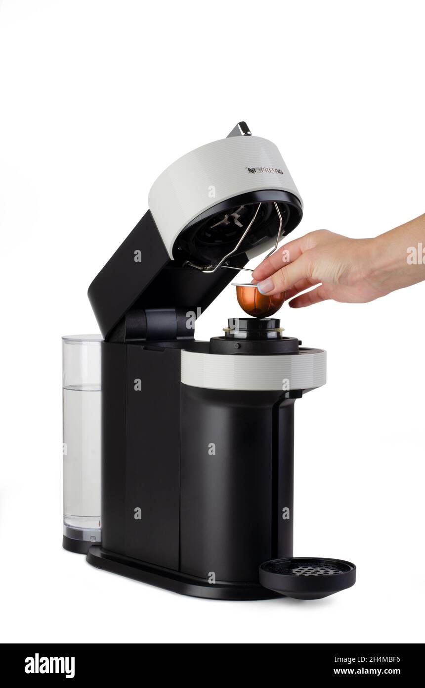 Máquina de la cápsula de café fotografías e imágenes de alta resolución -  Alamy