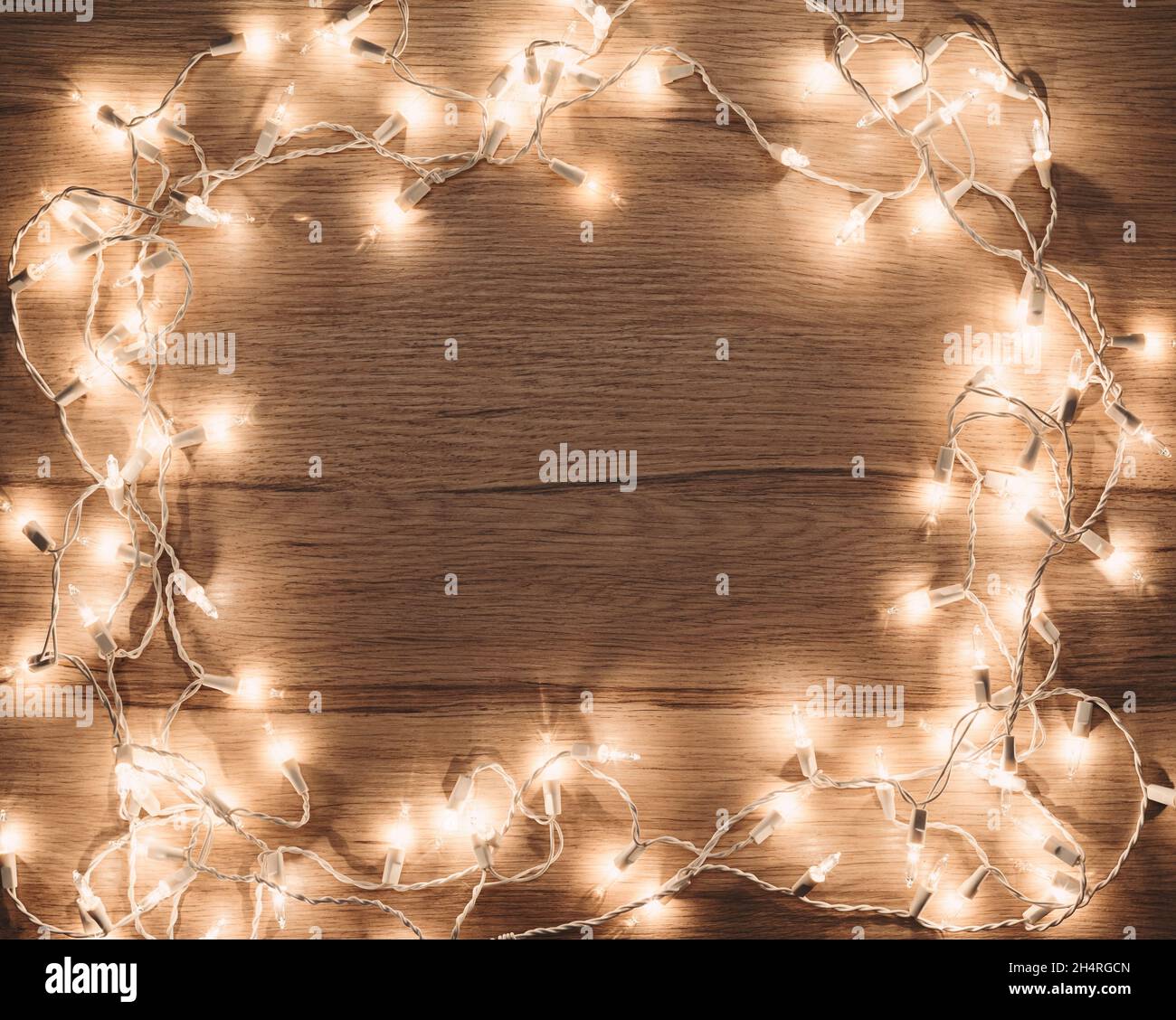 Luces navideñas vintage fotografías e imágenes de alta resolución - Alamy