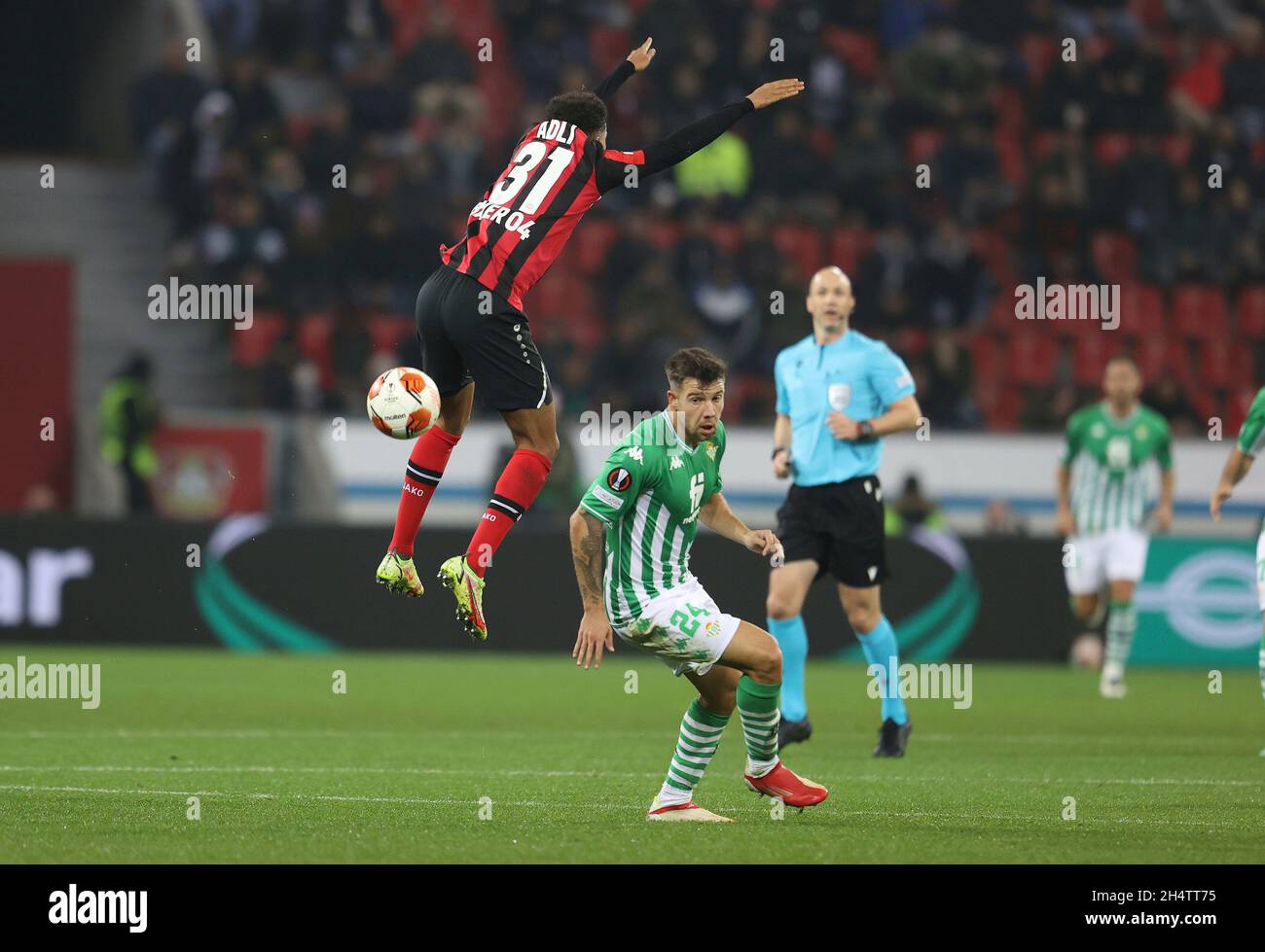 Partidos de hoy jueves 4 de noviembre 2021 programación TV para ver fútbol  en vivo online Real Sociedad vs. Sturm Real Betis vs. Bayer Leverkusen  Tottenham vs. Vitesse Pumas vs. Santos Laguna