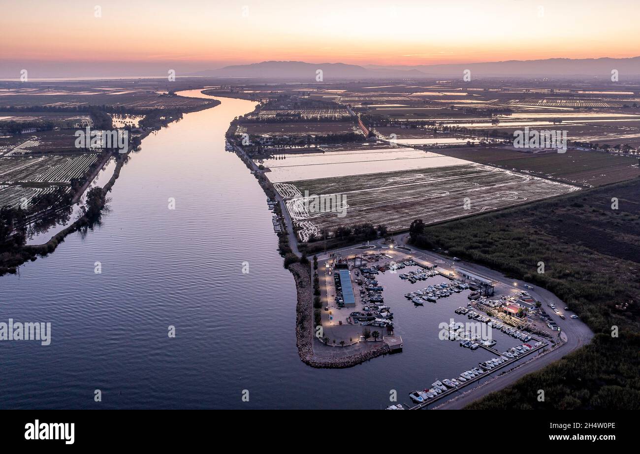 Deltebre aerial delta ebro river fotografías e imágenes de alta resolución  - Alamy