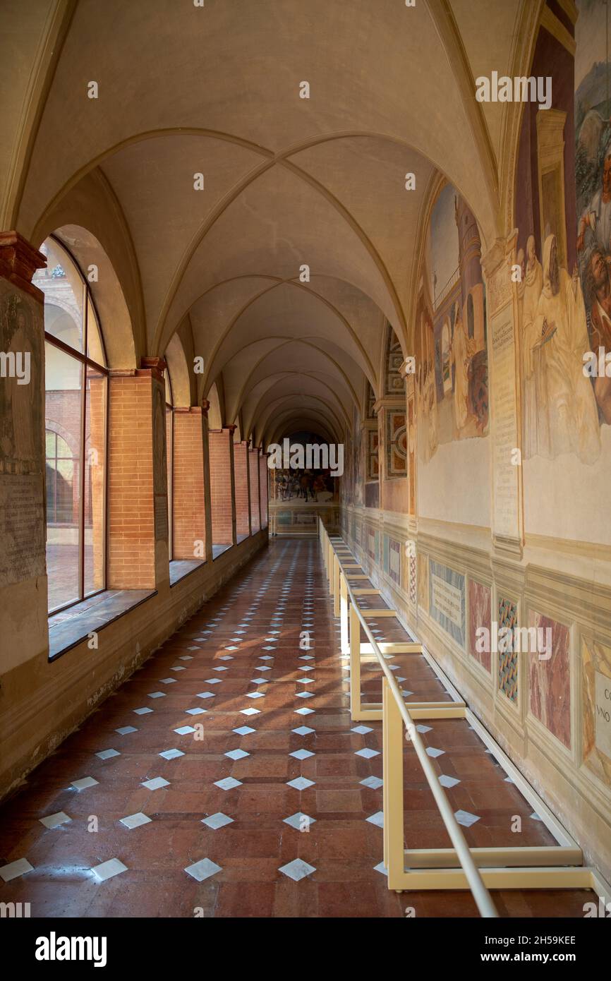 Asciano (SI), Italia - 15 de agosto de 2021: Monteoliveto Maggiore Abbey Inside, Asciano, Siena, Toscana, Italia Foto de stock
