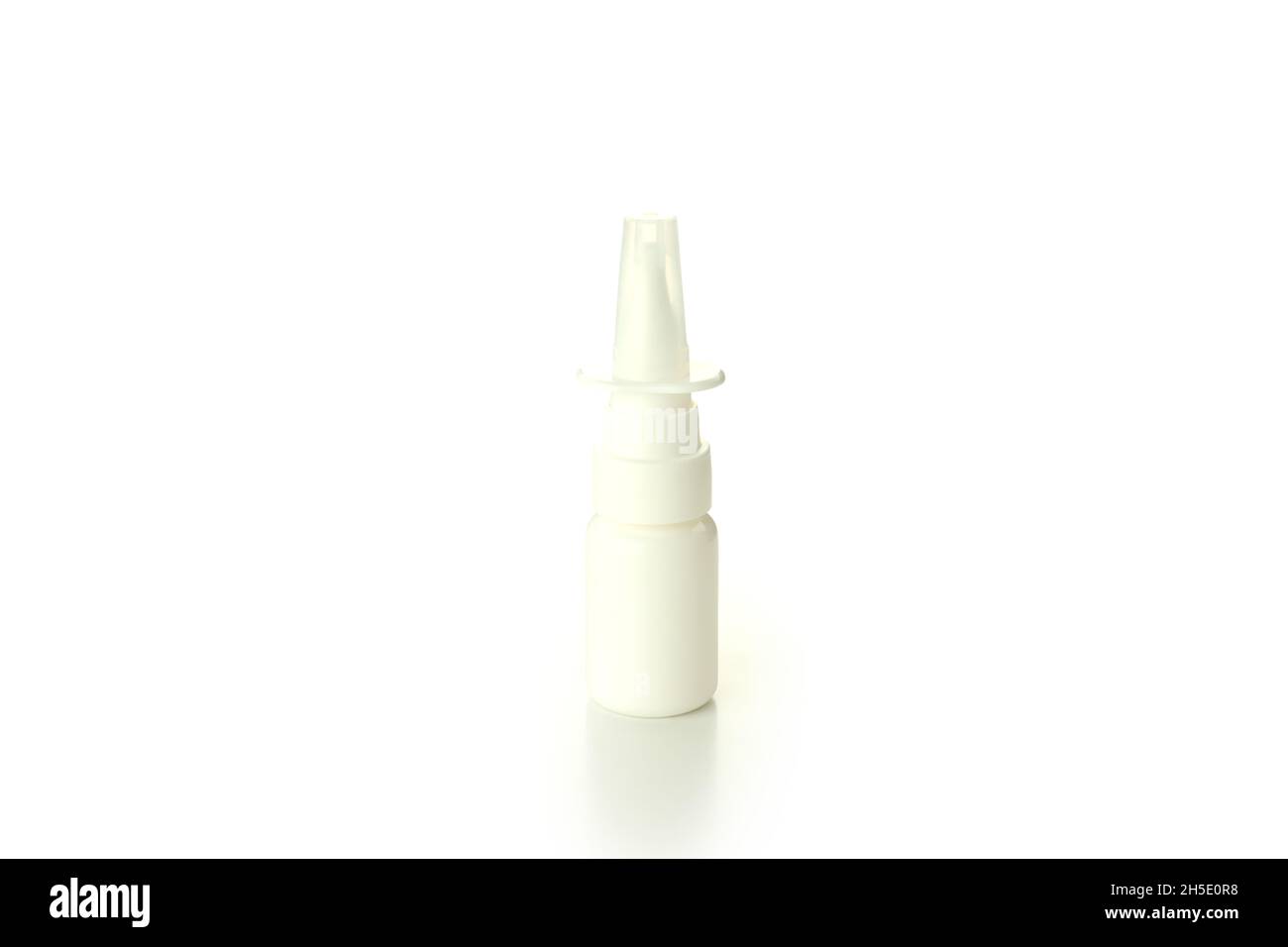 Frasco De Lavado Nasal Aislado En Fondo Blanco Concepto De Irritación Nasal  Tratamiento De Nariz Botella De Plástico. Imagen de archivo - Imagen de  nathans, blanco: 237599607