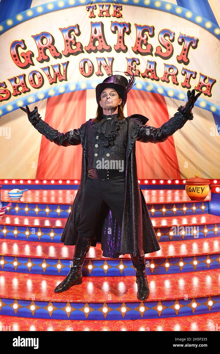 Birmingham Hippodrome - Panta Foto llamada para los Goldilocks y los Tres Osos. 20 de septiembre de 2021. En la foto está Jason Donovan que está haciendo su debut como el Evil Ringmaster. Foto de stock