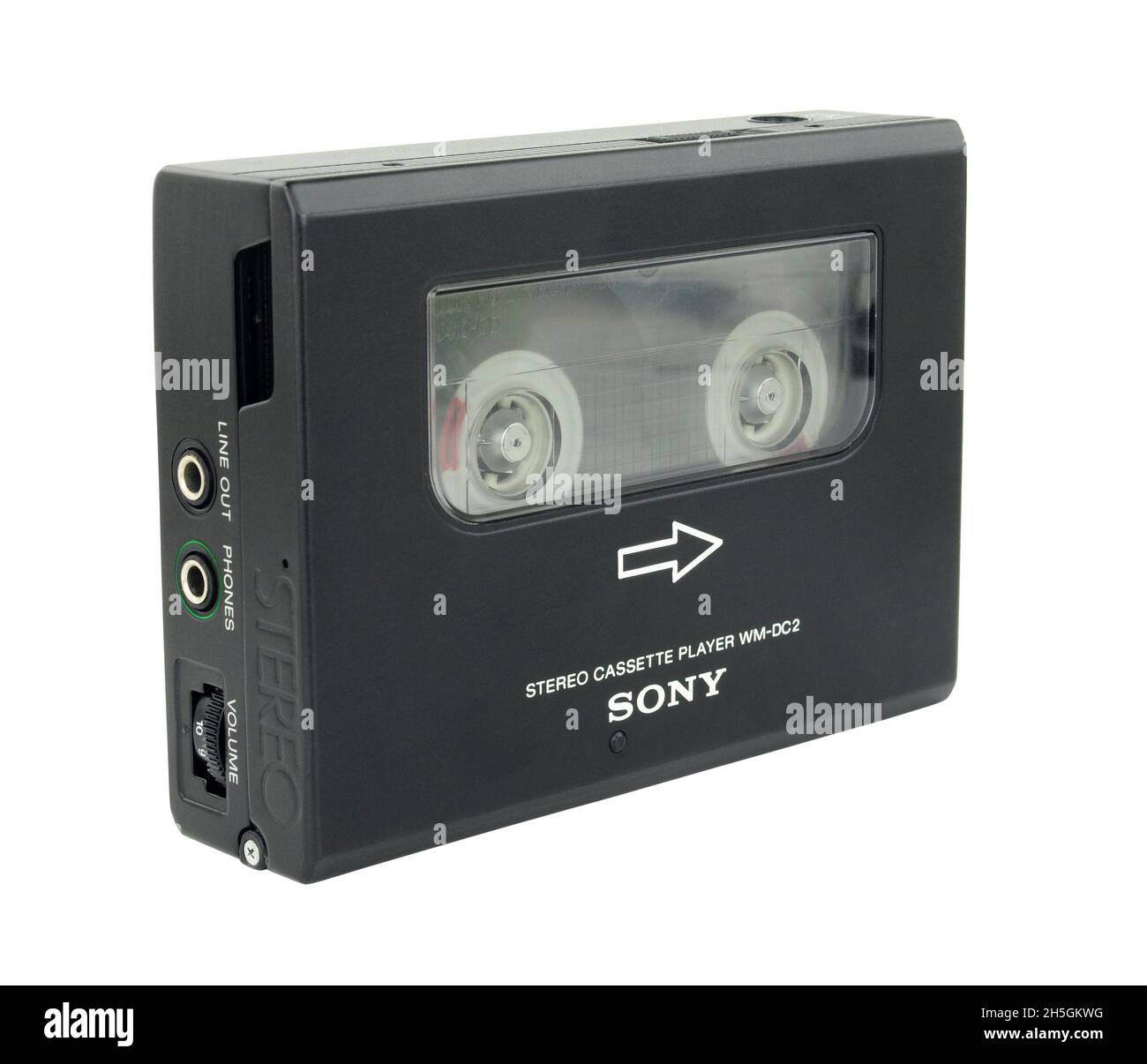 El reproductor de casetes personales estéreo WM DC 2 de Sony WALKMAN®, introducido originalmente en 1984, se considera uno de los casetes portátiles de mayor calidad Foto de stock
