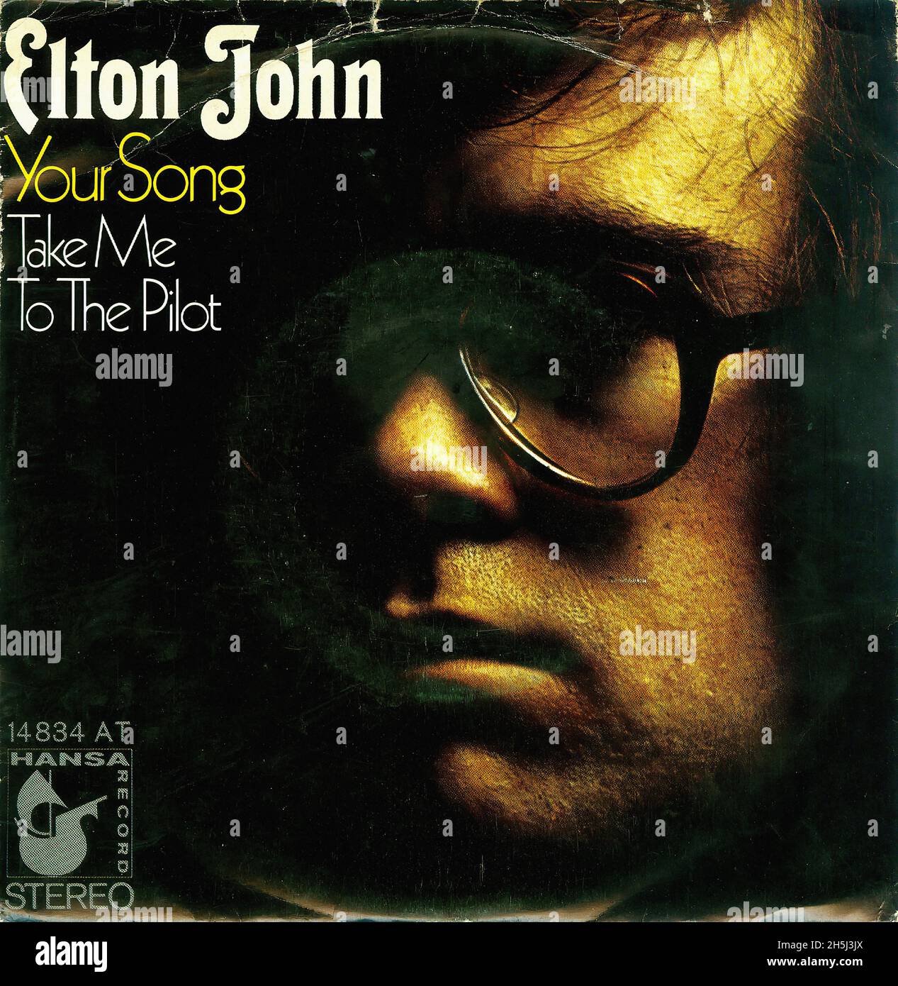 Portada de un solo disco vintage - John, Elton - Tu canción - D - 1970  Fotografía de stock - Alamy