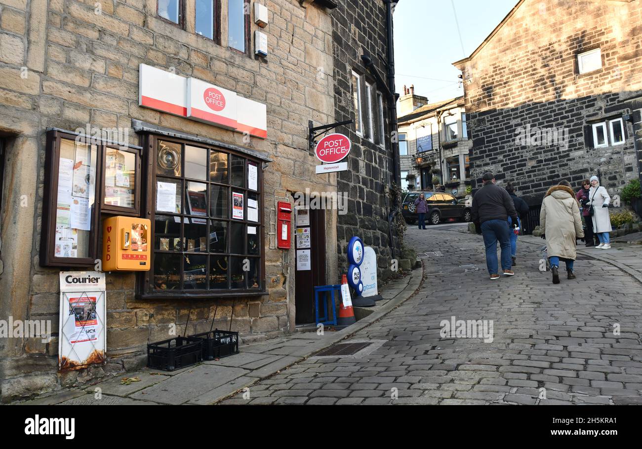 La oficina de correos de Heptonstall Village en el distrito de Calough de West Yorkshire, Inglaterra, Foto de stock