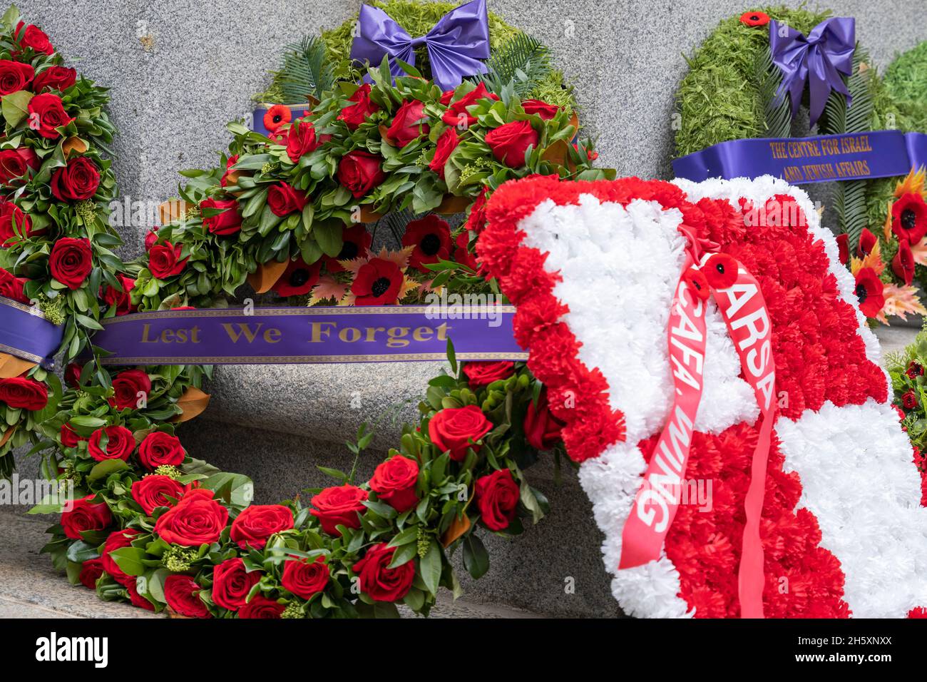 Día del Recuerdo Canadá, para que no olvidemos a Wreath, Poppies Foto de stock