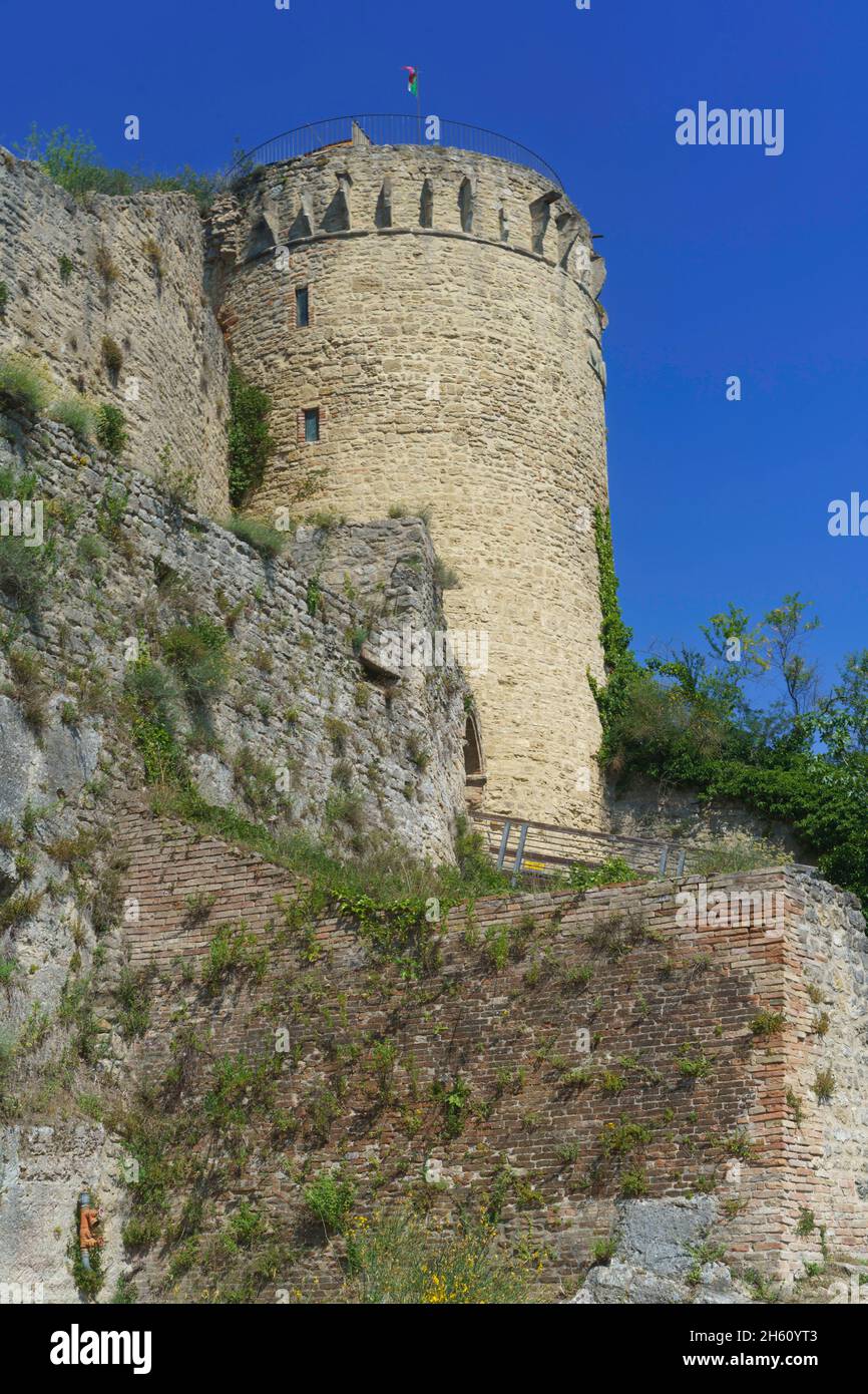 Castrocaro Terme, provincia de Forli, Emilia-Romagna, Italia: Castillo medieval Foto de stock