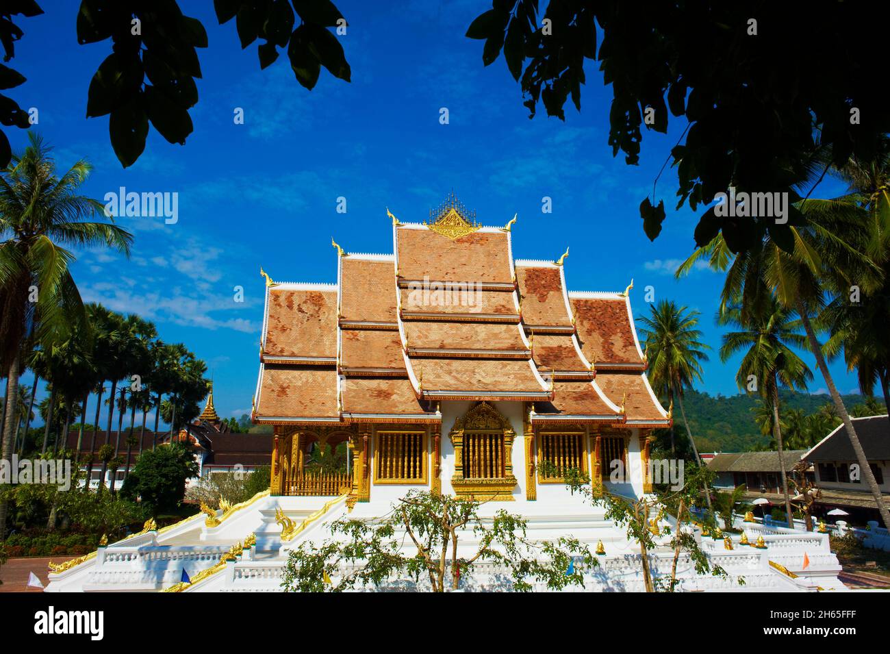 Laos, Provincia de Luang Prabang, ville de Luang Prabang, Patrimoine mondial de l'UNESCO suplente 1995, musée du Palais Royal (Ho Kham), le templo dore W. Foto de stock