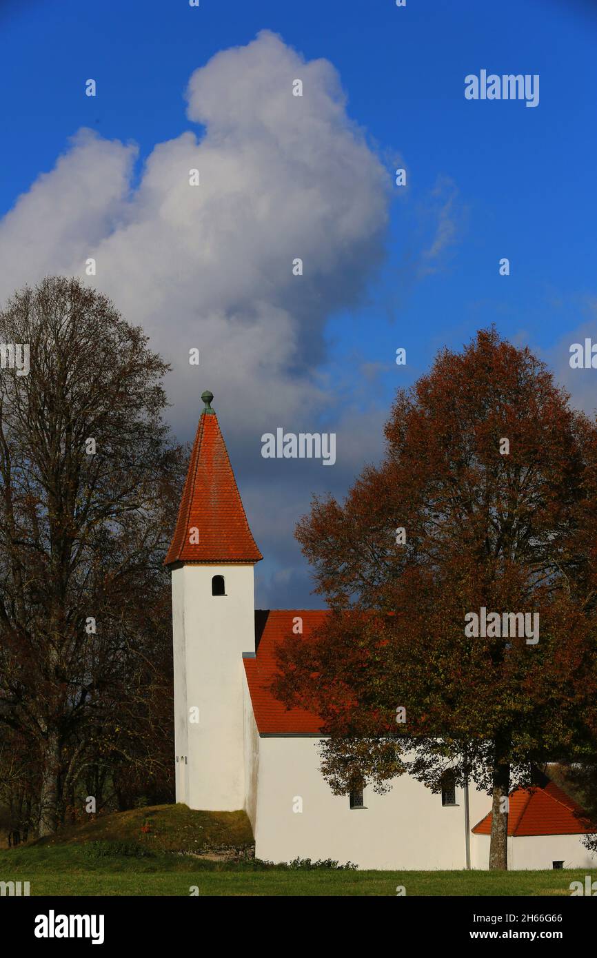 Amberg, Umgebung, Stadt, Dorf, Kirche, Kirchturm en Der Oberpfalz, Bayern! Foto de stock