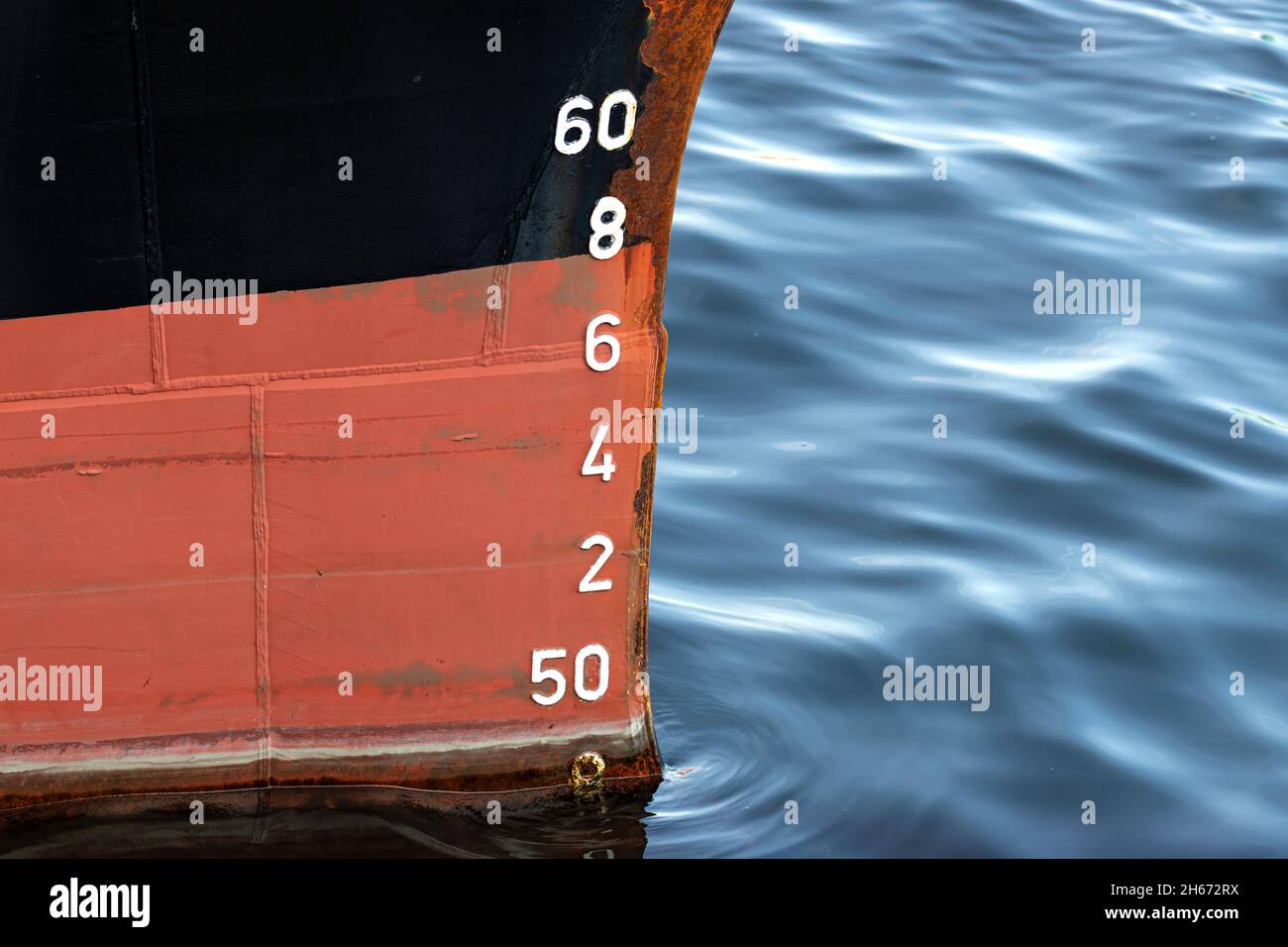 Calado de un barco fotografías e imágenes de alta resolución Alamy