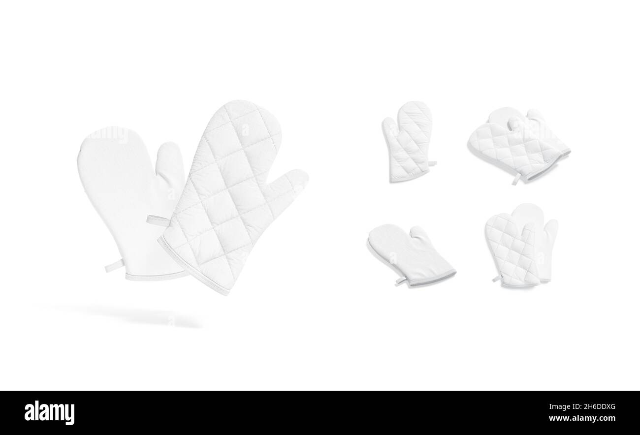 Maqueta de manoplas de horno blanco en blanco, diferentes vistas, 3D  rendering. Guante de horno textil vacío para cocinar con seguridad en el  horno, aislado. Utensilios de cocina claros Fotografía de stock -