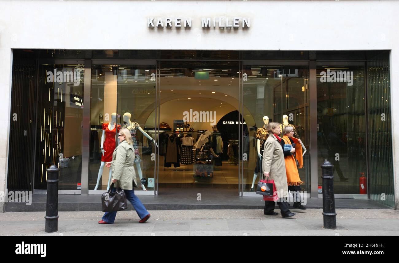 Una tienda Karen Millen que es una de las cadenas de moda propiedad de  Mosiac. Los temores sobre el futuro de las cadenas de moda, incluyendo  Oasis y Warehouse, se aliviaron hoy