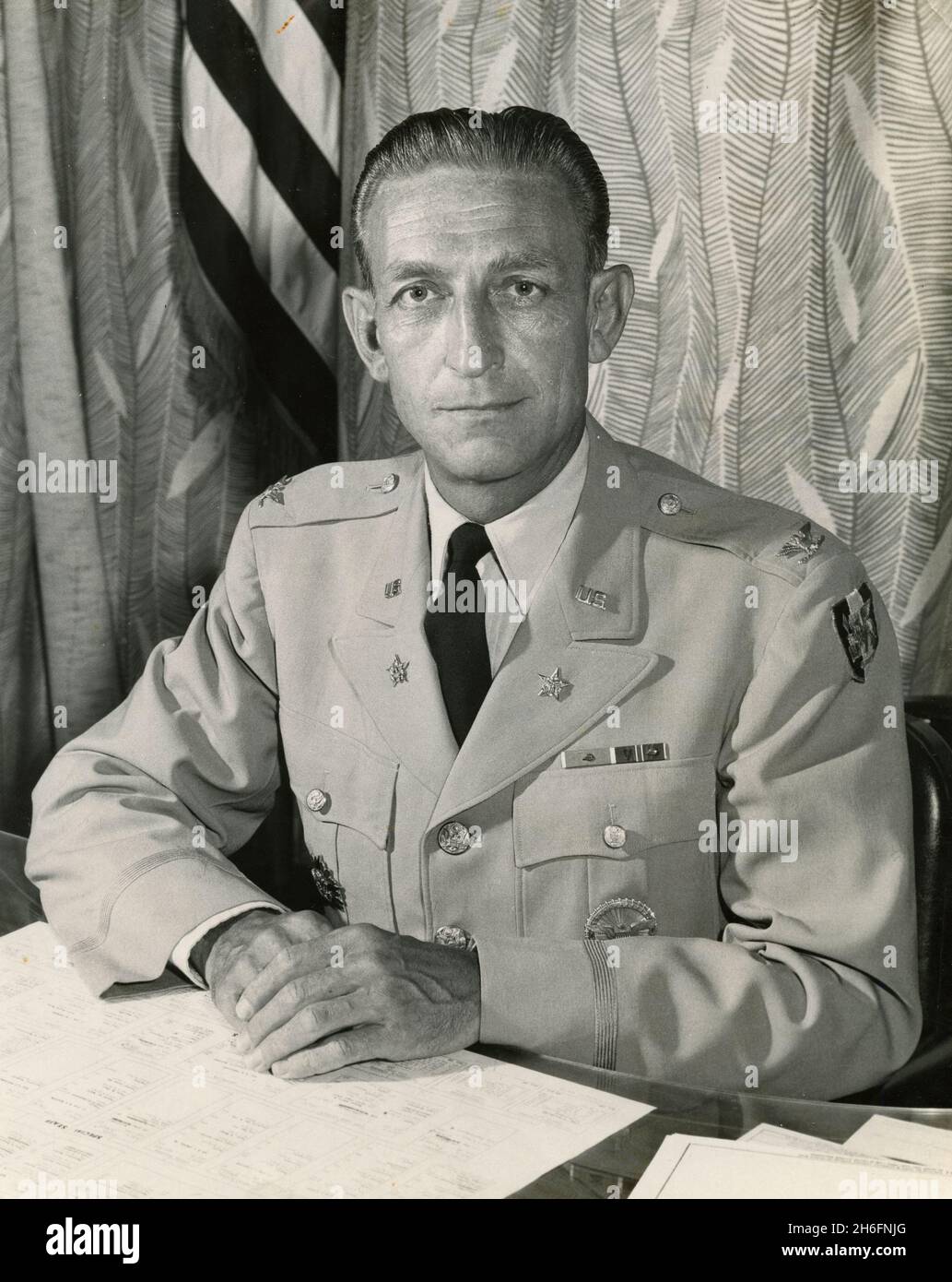 Coronel del Ejército DE EE.UU. John W. Dean, Jefe de Estado Mayor de las Fuerzas de Tarea del Sur de Europa, EE.UU. 1963 Foto de stock