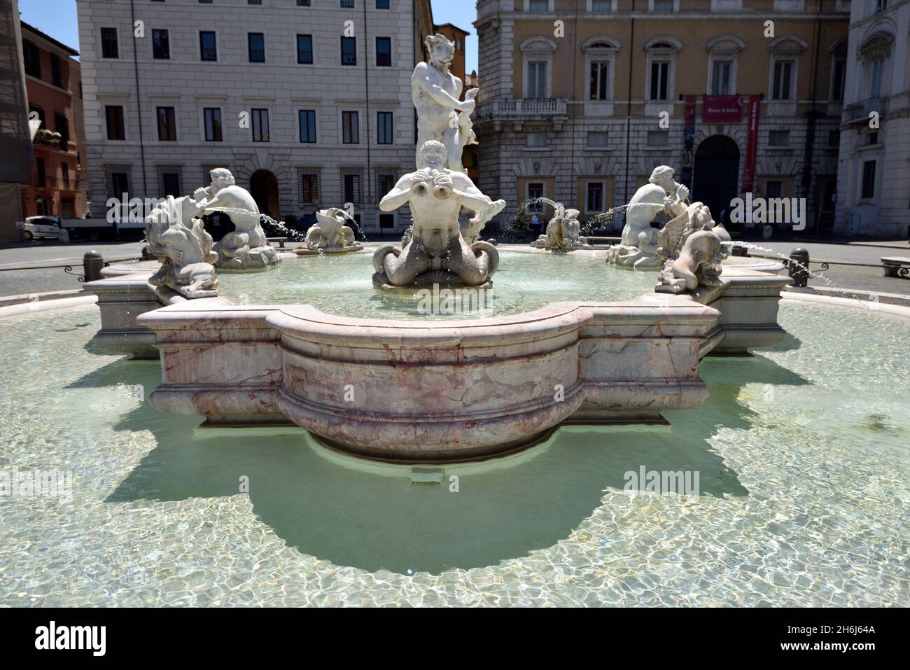 Italia, Roma, Piazza Navona, Fontana del Moro Foto de stock