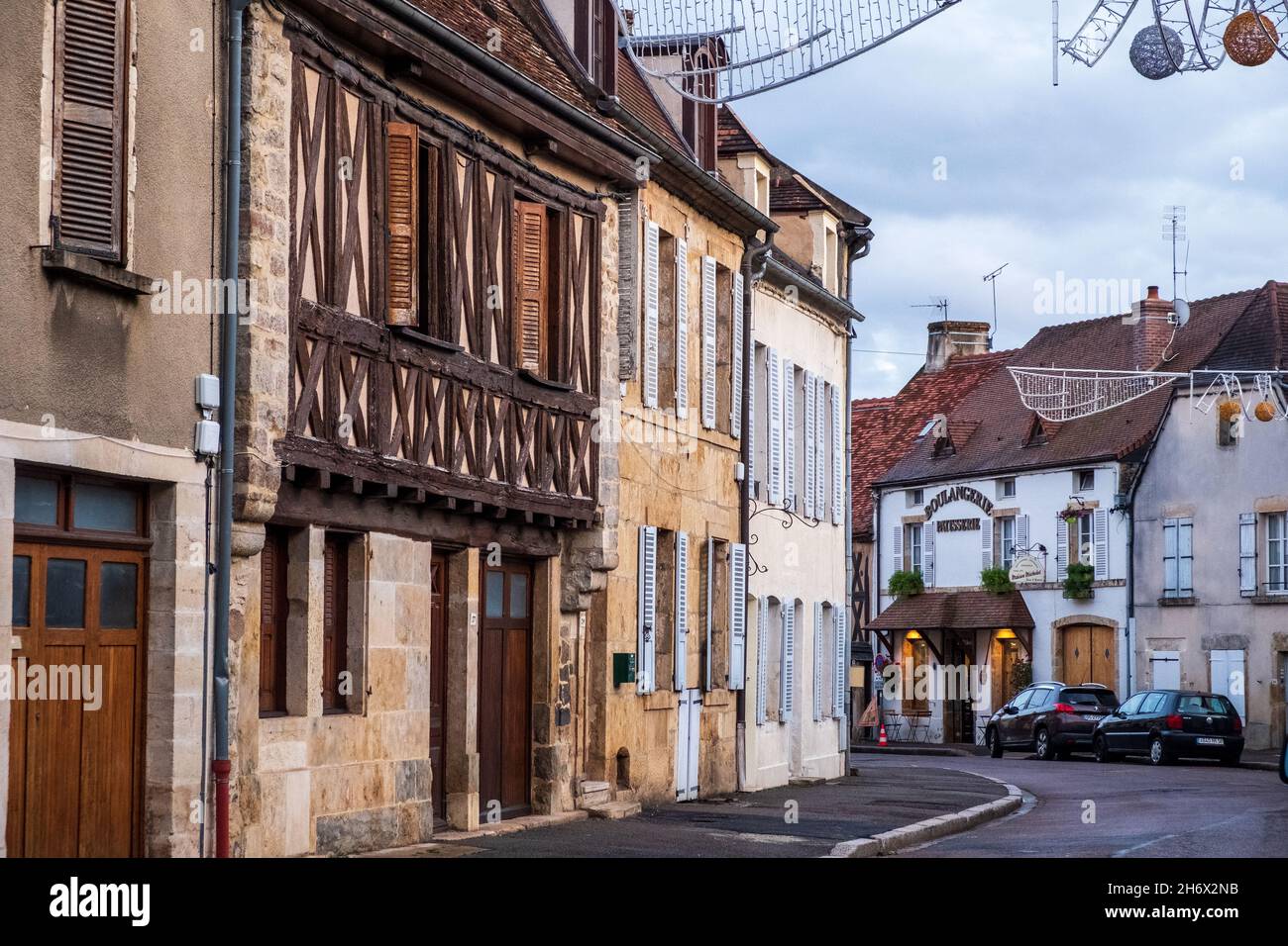 Rue de Bourg Voisin, Semur en Auxois Foto de stock