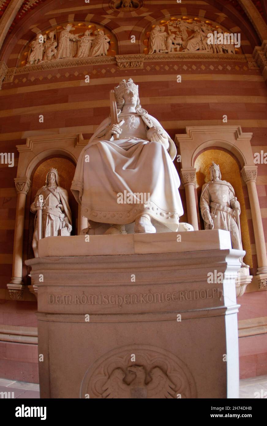 Impresionen: Kaiserstatue, Der Dom zu Speyer (nur fuer redaktionelle Verwendung. Keine Werbung. Referenzdatenbank: http://www.360-berlin.de. © Jens Foto de stock