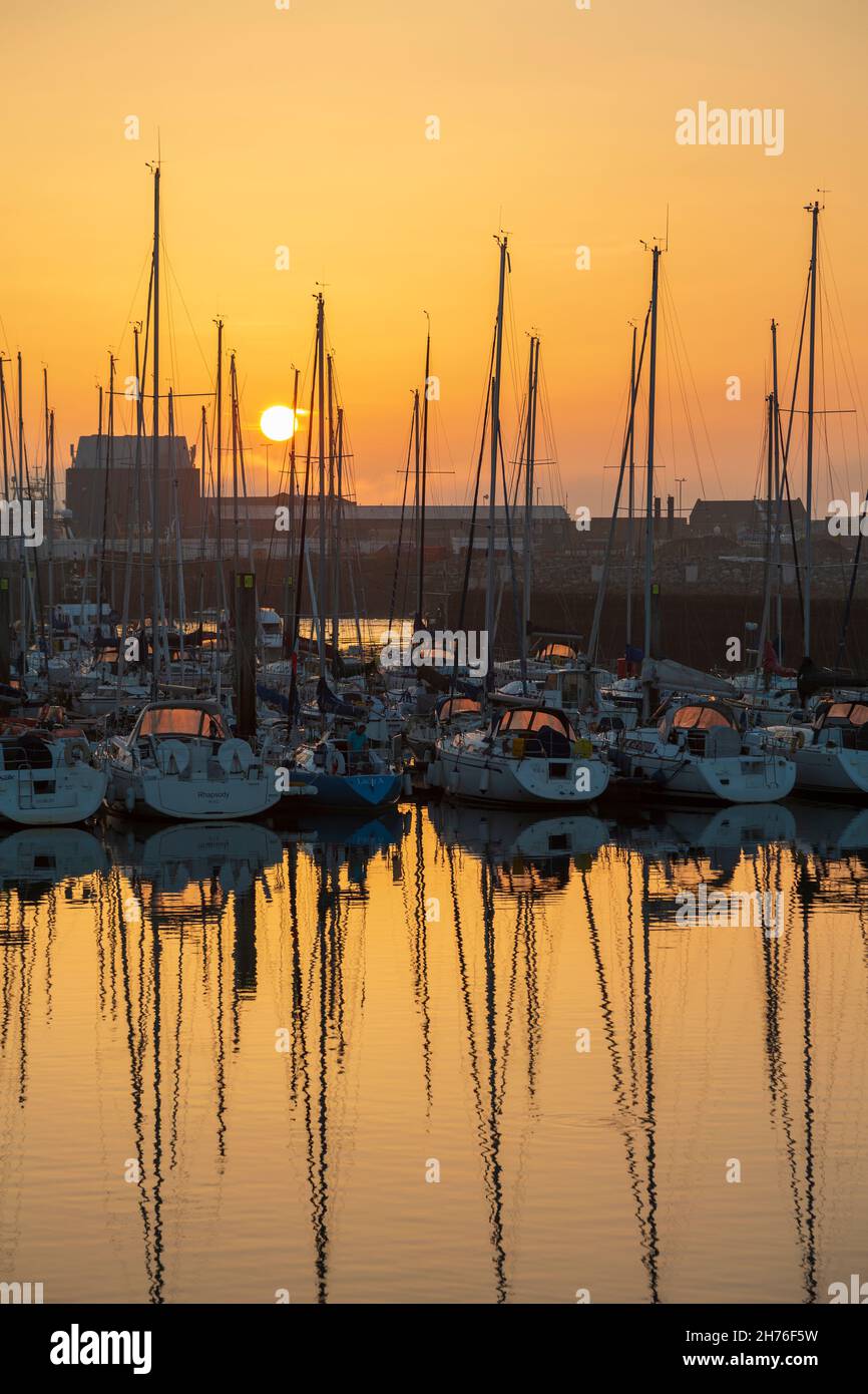 Puerto deportivo, Howth, Condado de Dublín, Irlanda Fotografía de stock -  Alamy