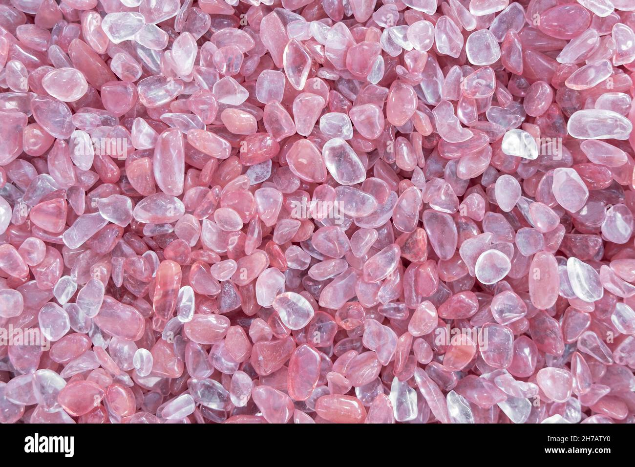 Textura de color rosa de la pequeña roca mineral natural Aventurina piedras  partículas de piedra preciosa. Piedras decorativas para cubrir en el  jardín. Clo extremo Fotografía de stock - Alamy