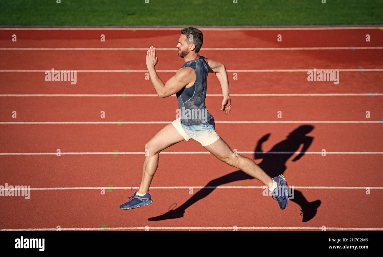 Pantalon corto deporte hombre sprinter clearance