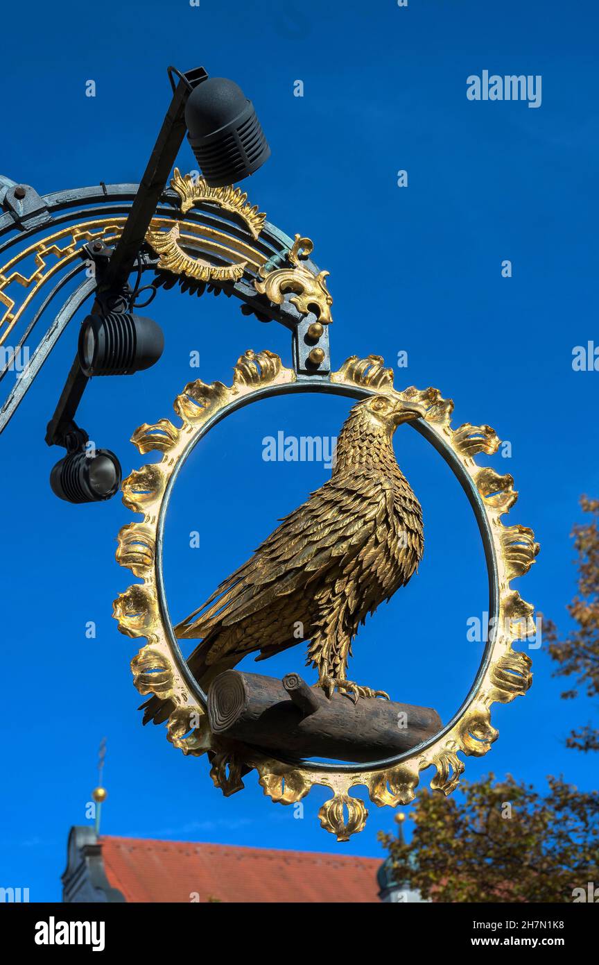 Letrero de nariz con águila, Hotel-Gasthof Adler, Bad Woerishofen, Allgaeu,  Baviera, Alemania Fotografía de stock - Alamy