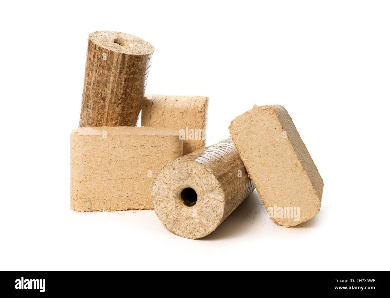 Pinchazo oración suelo briquetas de serrín de madera aisladas sobre fondo blanco Fotografía de  stock - Alamy