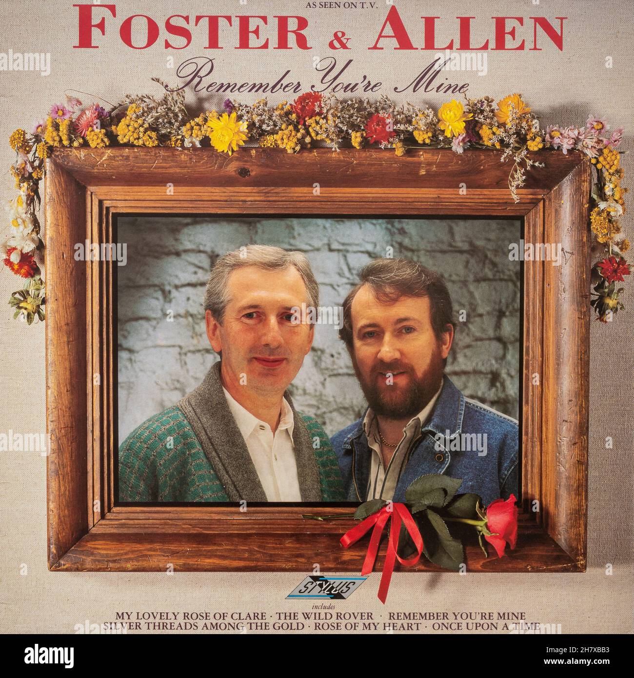 Foster & ALLEN ALBUM Remember you's Mine, 1988 cubierta de discos de vinilo LP Foto de stock