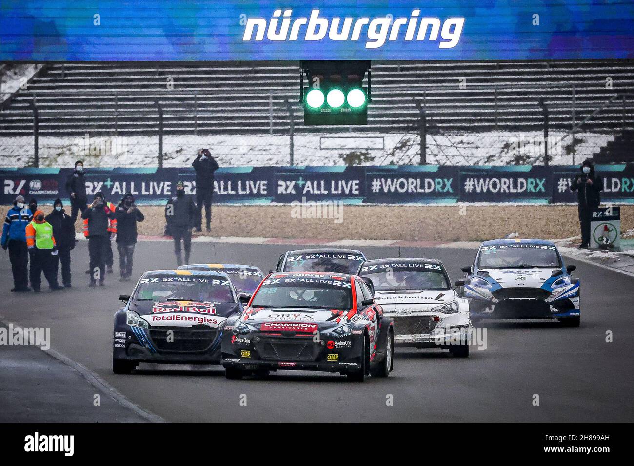 21 HANSEN Timmy (SWE), equipo Hansen World RX Team, Peugeot 208, World RX, acción, 68 GRONHOLM Niclas (FIN), equipo GRX-SET World RX Team, Hyundai i20, World RX, acción durante el World RX de Alemania, 9th y 8th ronda del Campeonato Mundial de Rallycross FIA 2021, FIA WRX, Del 27 y 28 de noviembre en Nurburgring, en Nurburg, Alemania - Foto: Paulo Maria/DPPI/LiveMedia Foto de stock