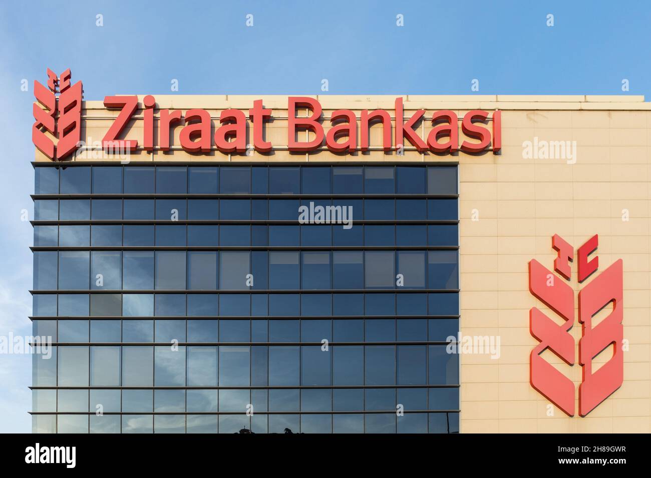 Ziraat Bank, un banco estatal de Turquía Foto de stock