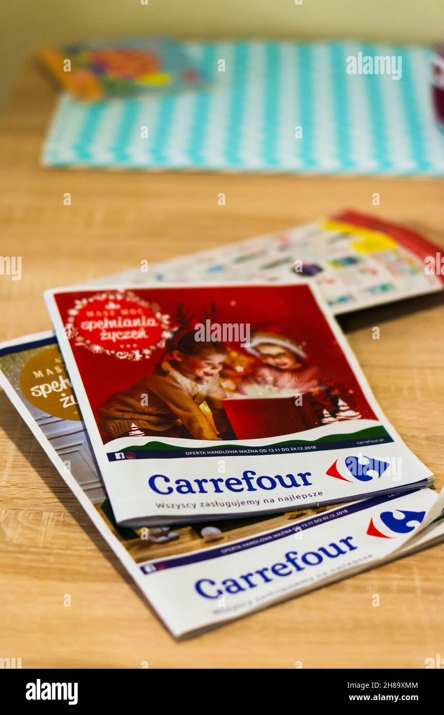 Carrefour market fotografías e imágenes de alta resolución - Página 9 -  Alamy