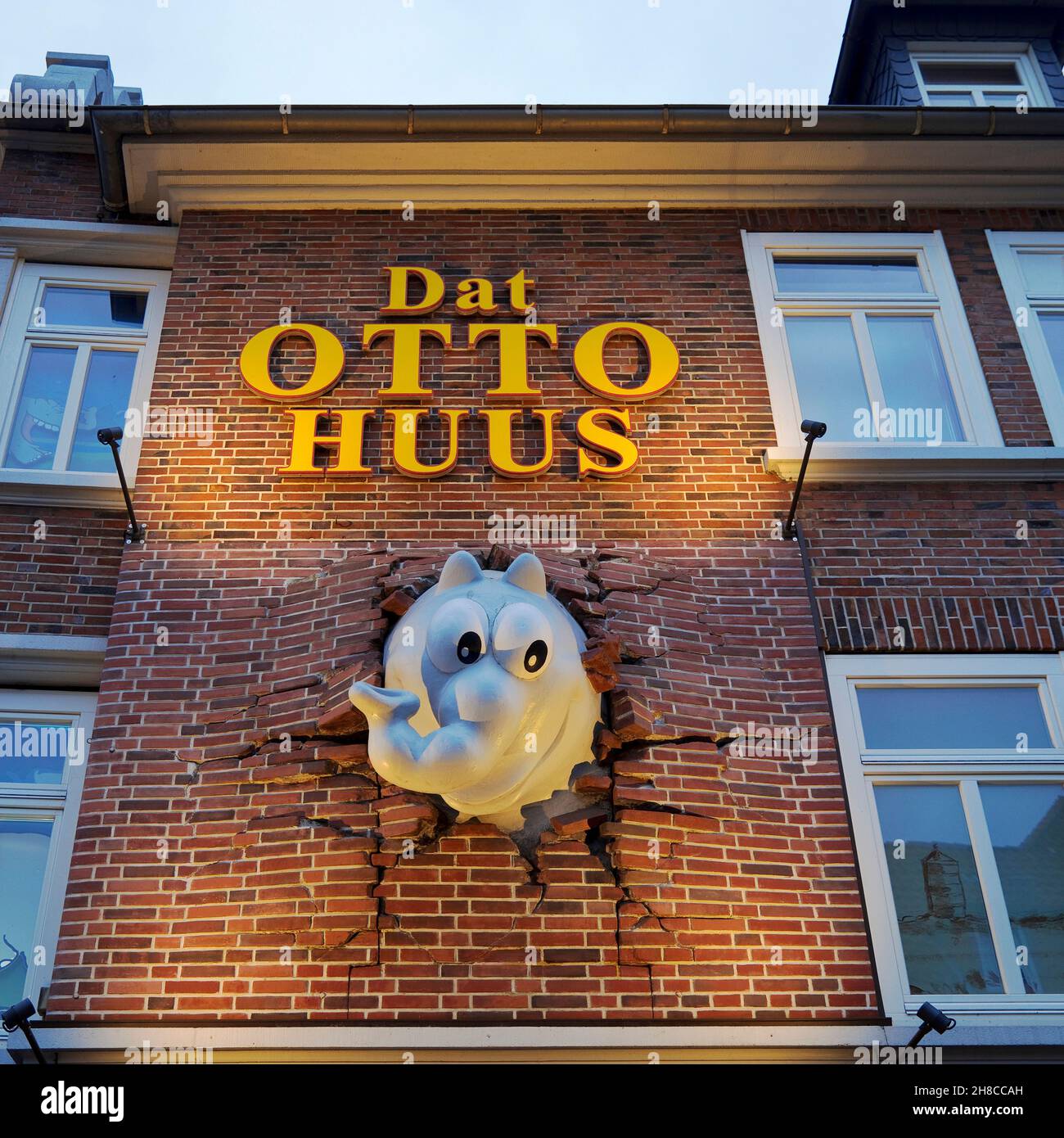 DAT Otto Huus, Museo Otto Waalkes y Fanartikelgescheft, Alemania, Baja Sajonia, Frisia Oriental, Emden Foto de stock