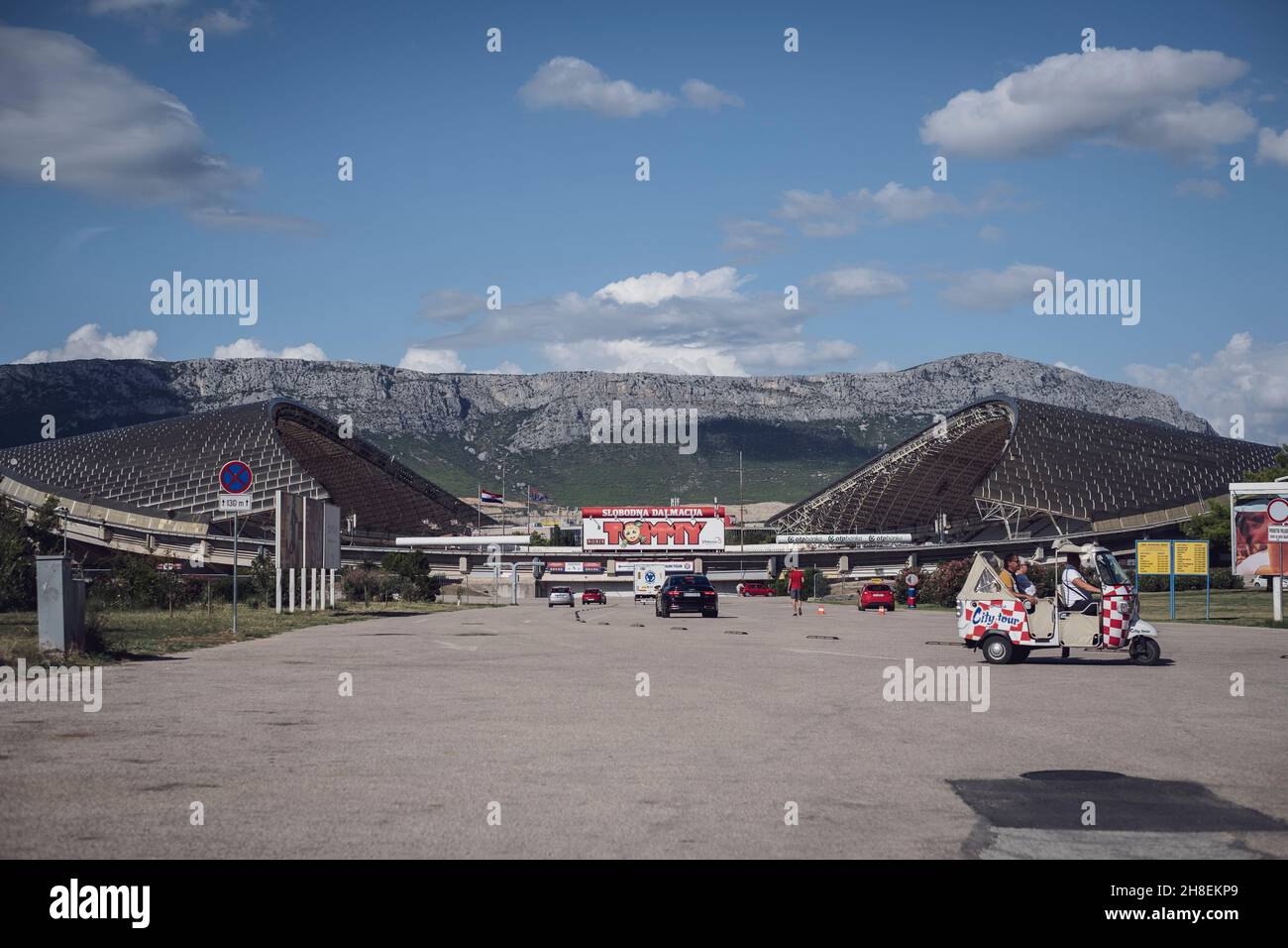 Außenansicht vom Stadion Poljud von Hajduk Split Foto de stock