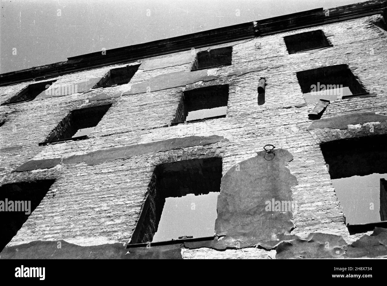 Warszawa, 19460101. Zruinowane budynki miasta, zniszczone podczas II
