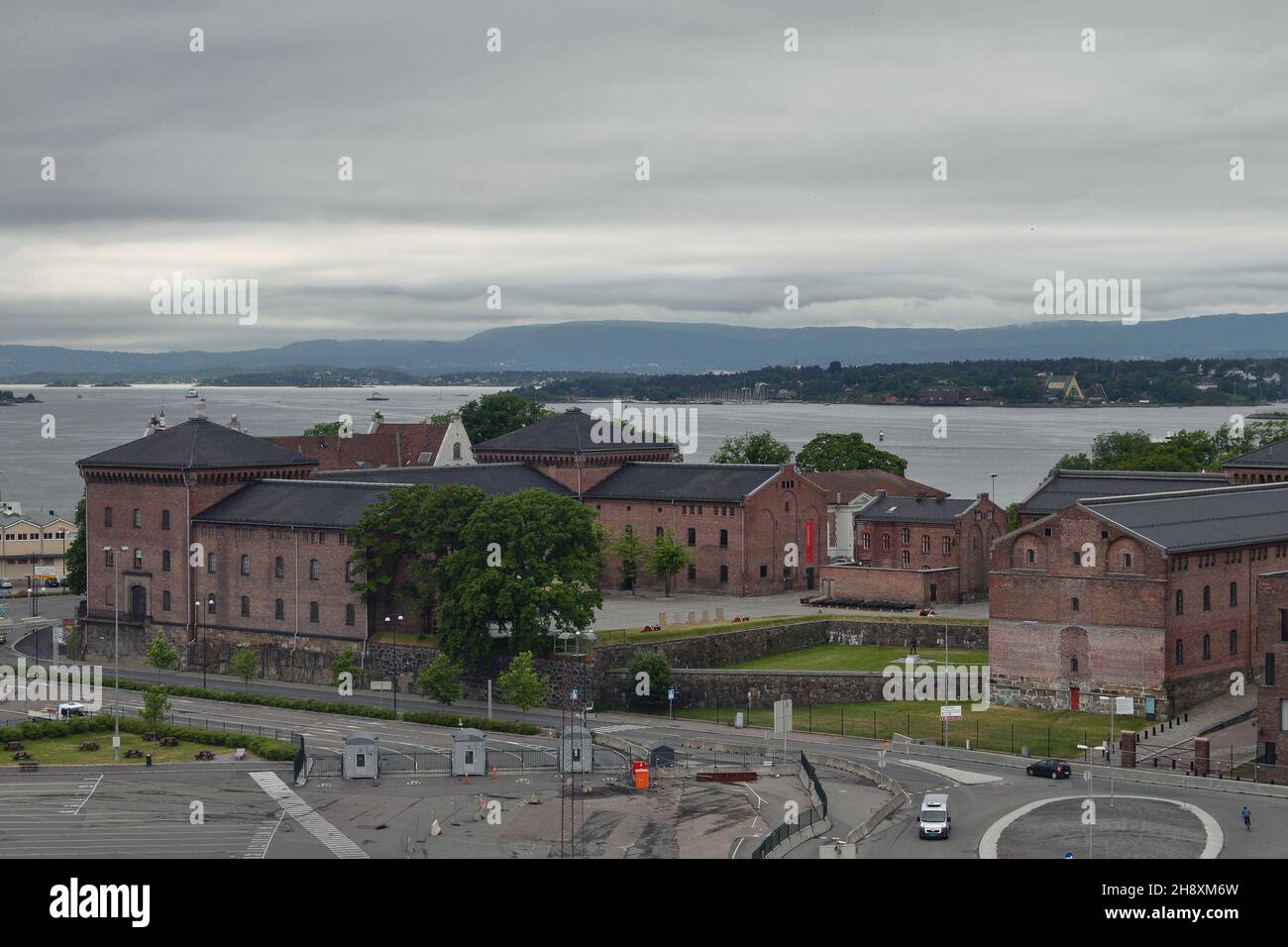 Museo de las Fuerzas Armadas, edificios Artilleriloftet y Fanehallen. Oslo, Noruega Foto de stock