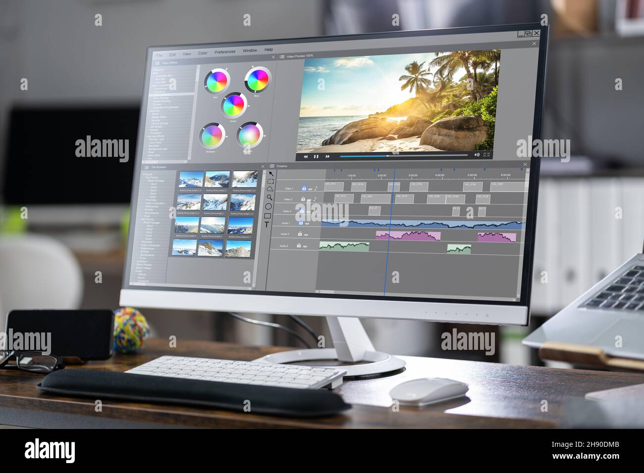 Software de ordenador Editor de vídeo. Montaje y edición Foto de stock
