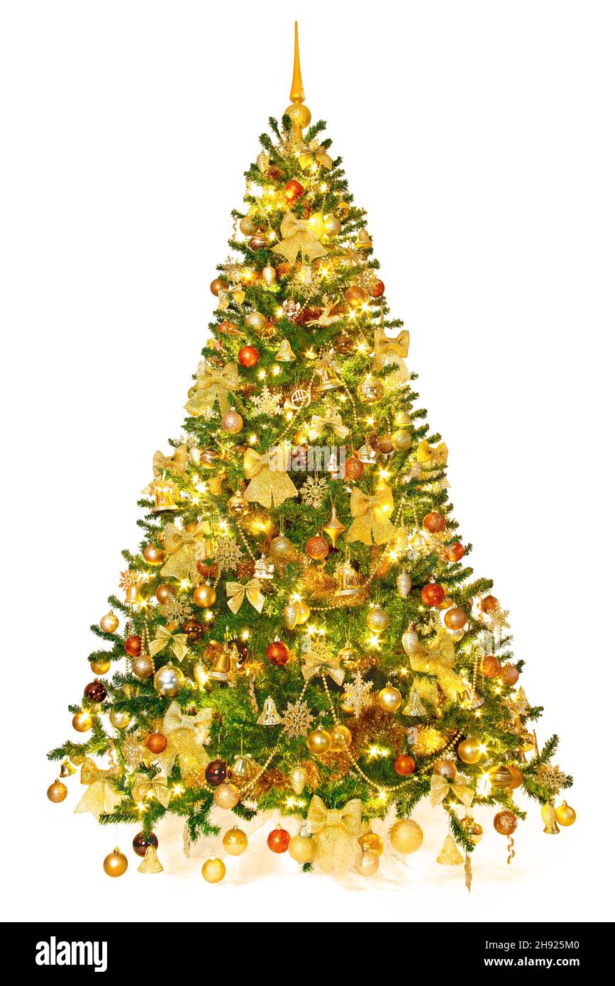 Árbol de Navidad con adornos dorados y luces hermosas. Grabación en  estudio. Ricamente decorado árbol de Navidad dorado aislado sobre fondo  blanco Fotografía de stock - Alamy