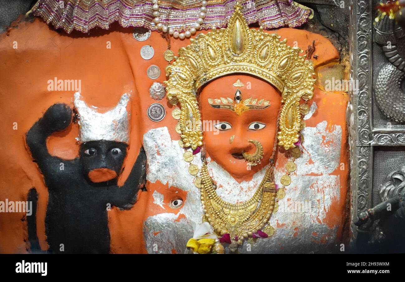 templo de maa mansa devi , estatua devi en imágenes de haridwar Foto de stock