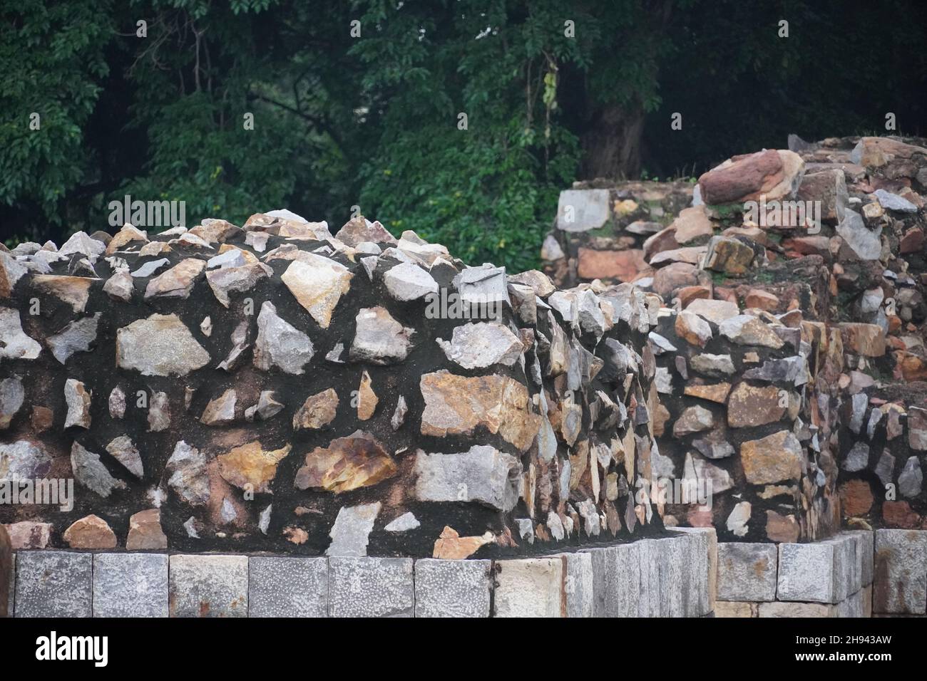 imagen de la antigua estructura de arte histórica india al aire libre Foto de stock