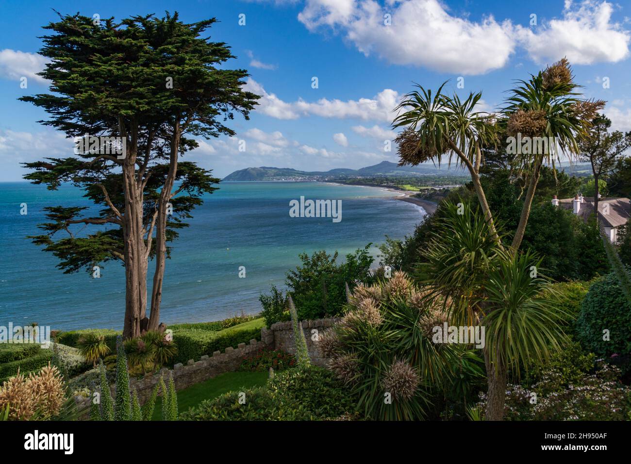 Una vista desde Killiney Hill sobre la bahía de Dublín, Irlanda Foto de stock