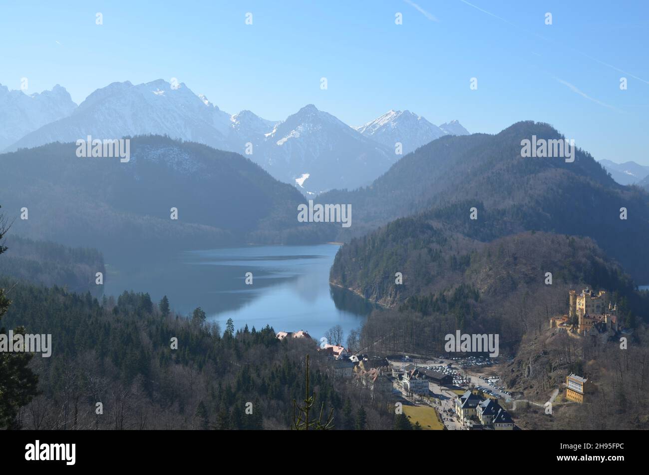 Lago Alpsee en los Alpes bávaros Foto de stock