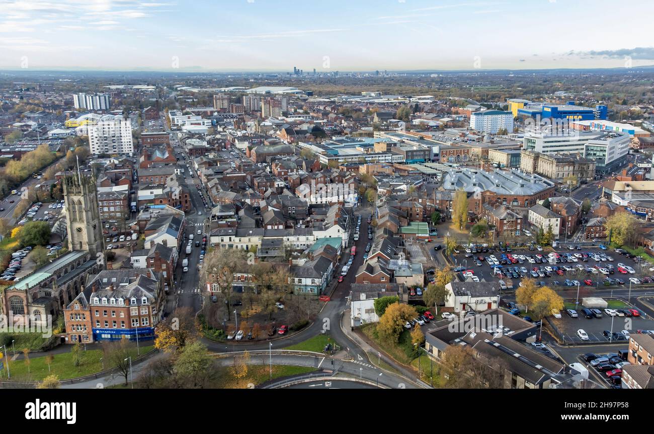 Vista general de Ashton-under-Lyne, Gran Manchester. Fecha de la foto: Viernes 19 de noviembre de 2021. El crédito de la foto debe decir: Anthony Devlin Foto de stock