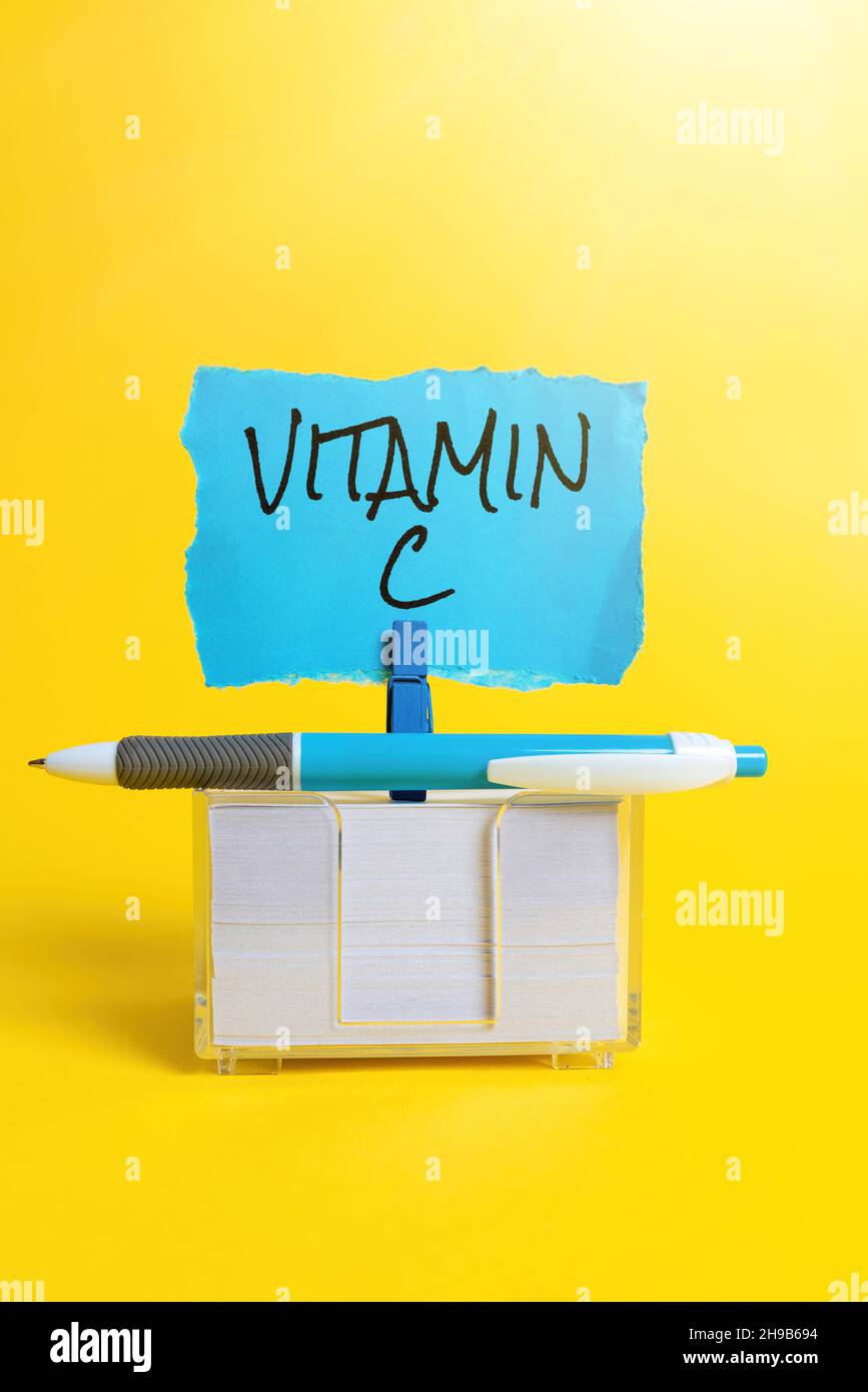 Muestra que muestra Vitamina C. Concepto Significado que promueve la  curación y ayuda al cuerpo a absorber hierro Ácido ascórbico Colorful Idea  Presentación Demostración Fotografía de stock - Alamy