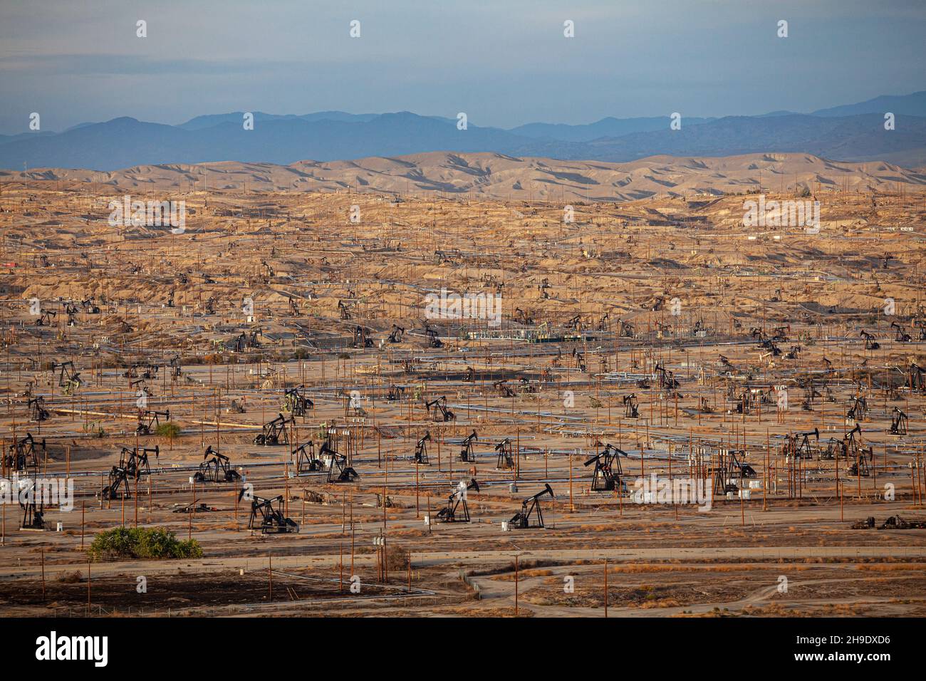 El campo petrolífero Kern River en Bakersfield, es el tercer campo