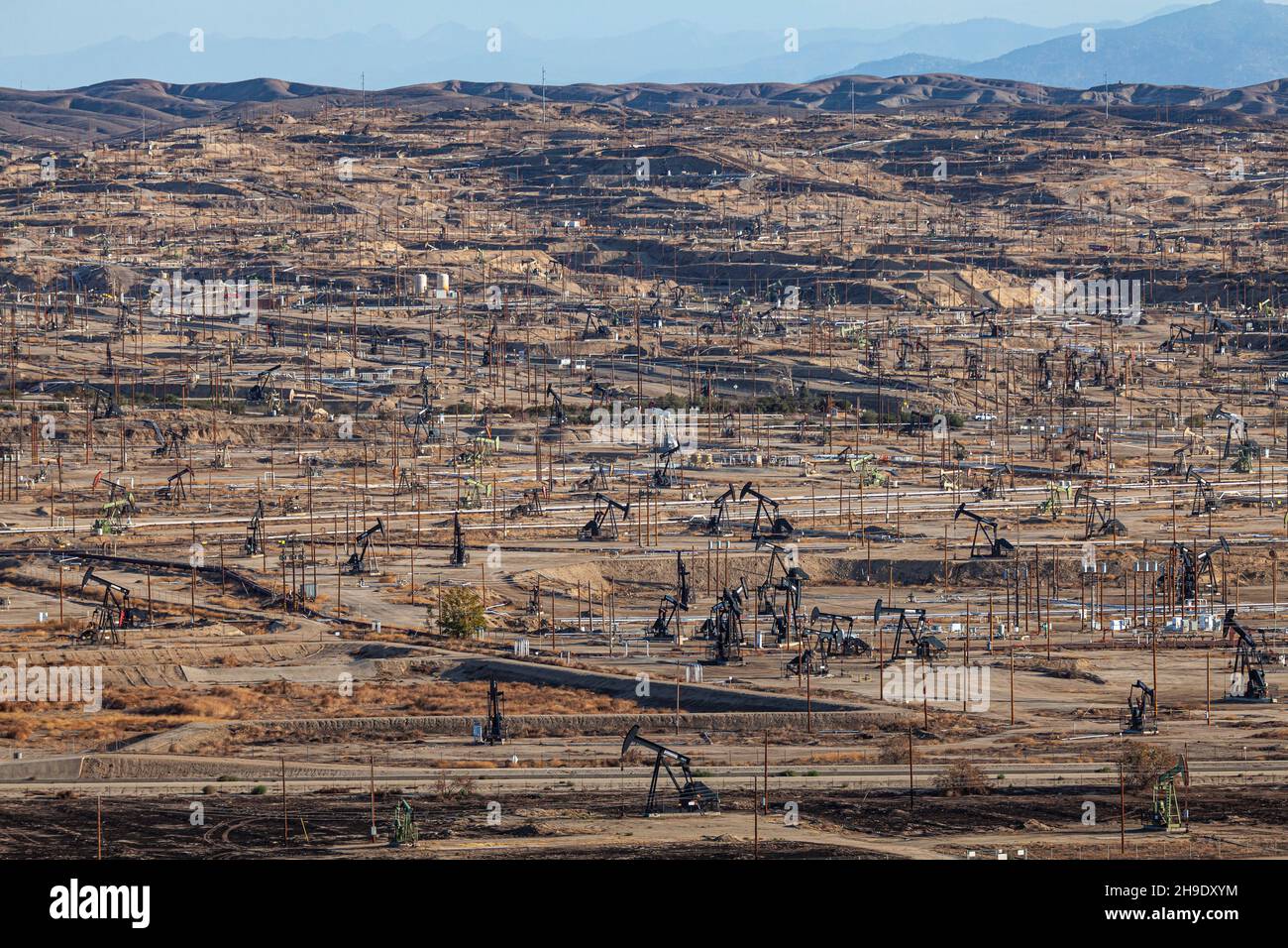 Campo de Petróleo del Río Kern En Bakersfield, el campo de petróleo es