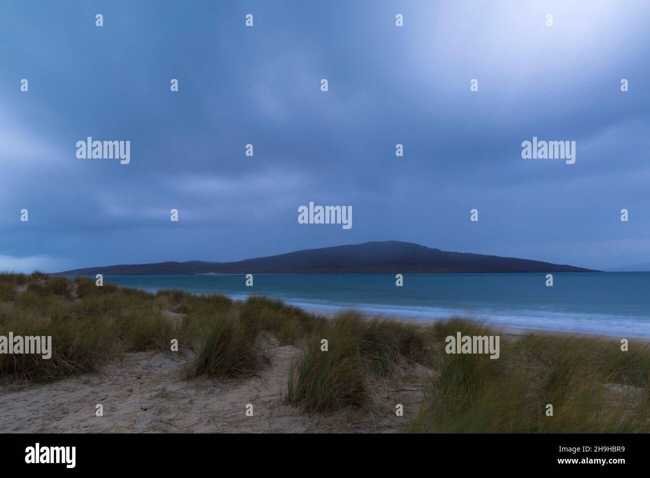 Playa Luskentero, Isla de Lewis y Harris, Abrides Exterior, Escocia Reino Unido - exposición larga Foto de stock