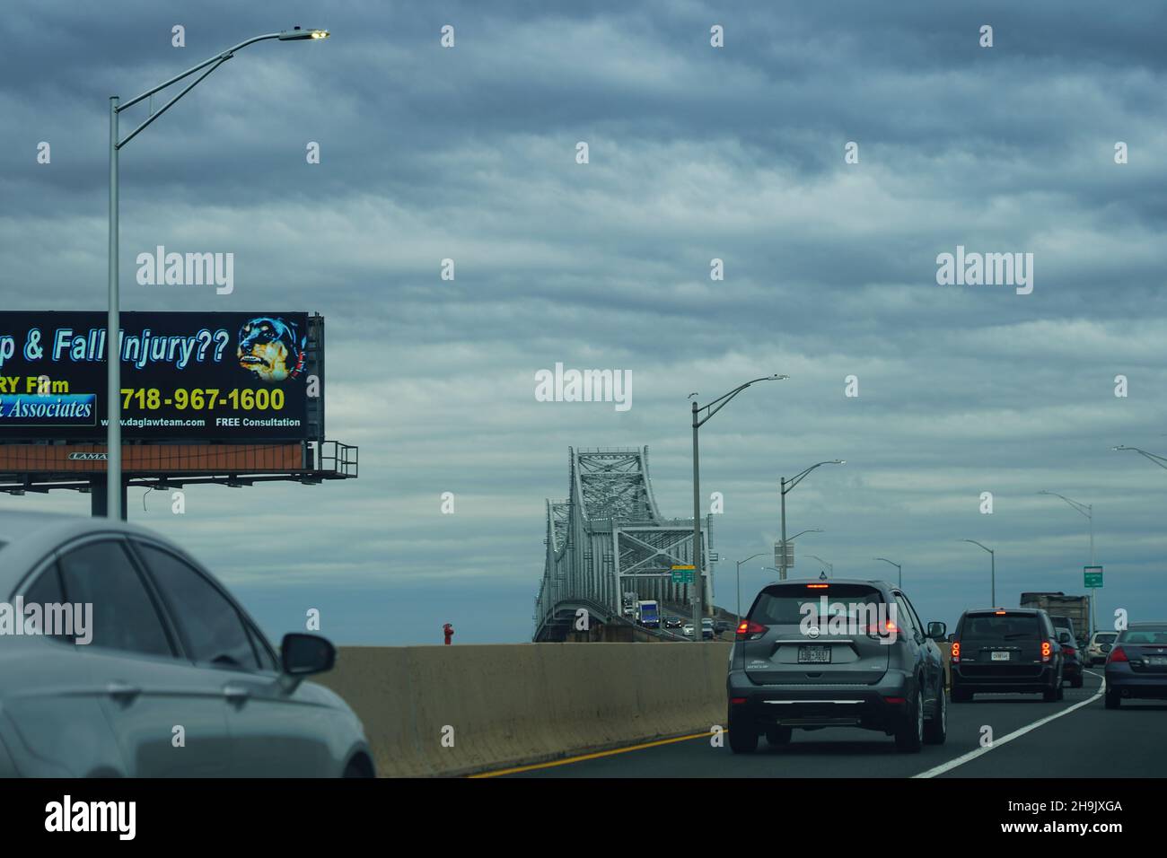 Vista del puente Goethals que conecta Staten Island con Nueva Jersey, en los Estados Unidos. De una serie de fotos de viajes en los Estados Unidos. Fecha de la foto: Miércoles, 4 de abril de 2018. El crédito de la foto debe ser: Richard Gray/EMPICS Foto de stock