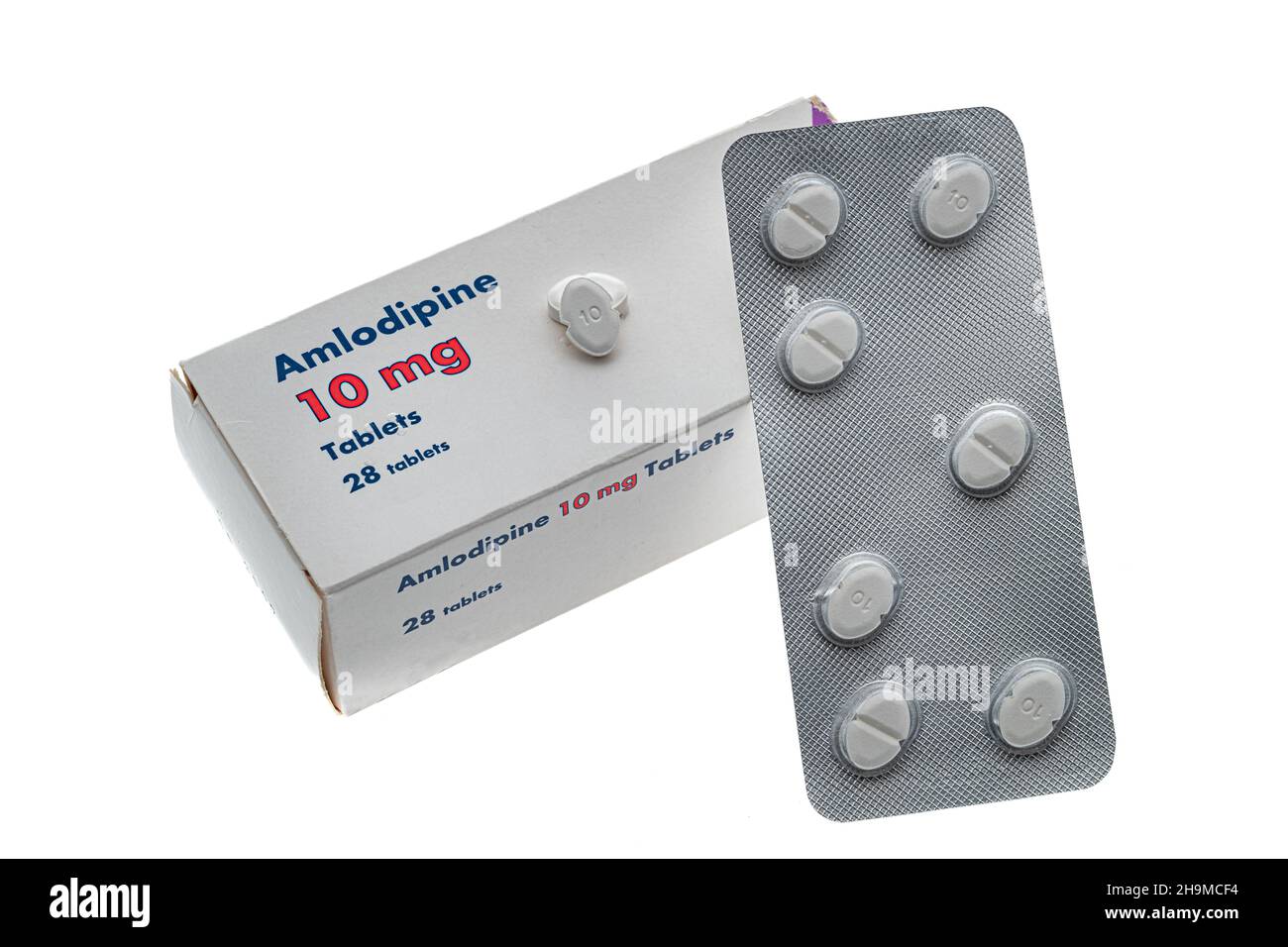 Una caja genérica de pastillas de Amlodipina comúnmente utilizada para el tratamiento de la hipertensión. Esta es la versión genérica del medicamento Norvasc. Foto de stock